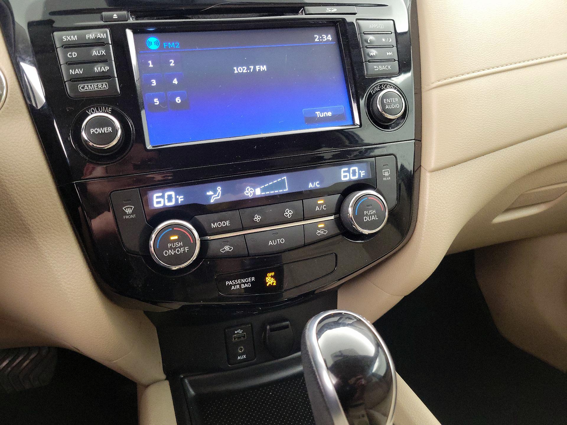 Thumbnail: 2017 Nissan Rogue - 17