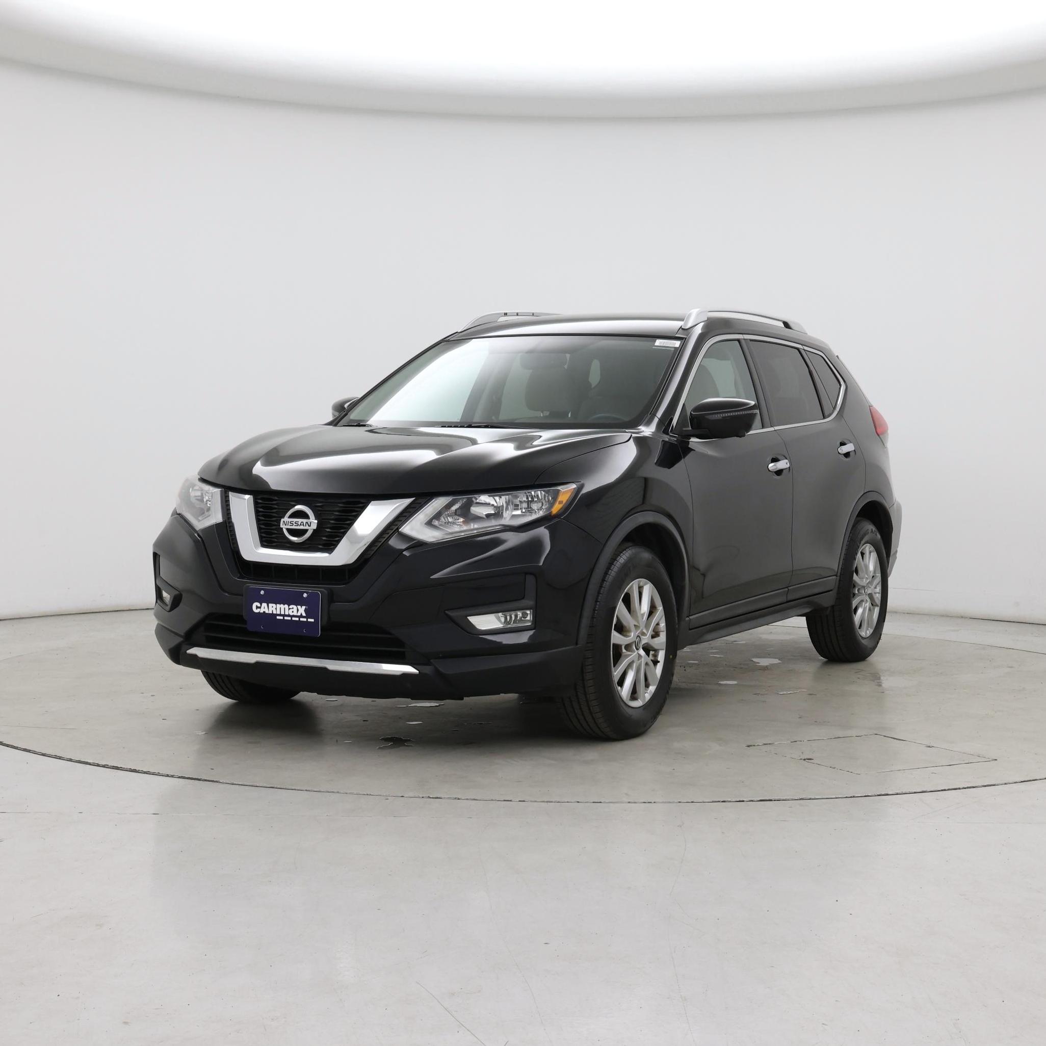 Thumbnail: 2017 Nissan Rogue - 4