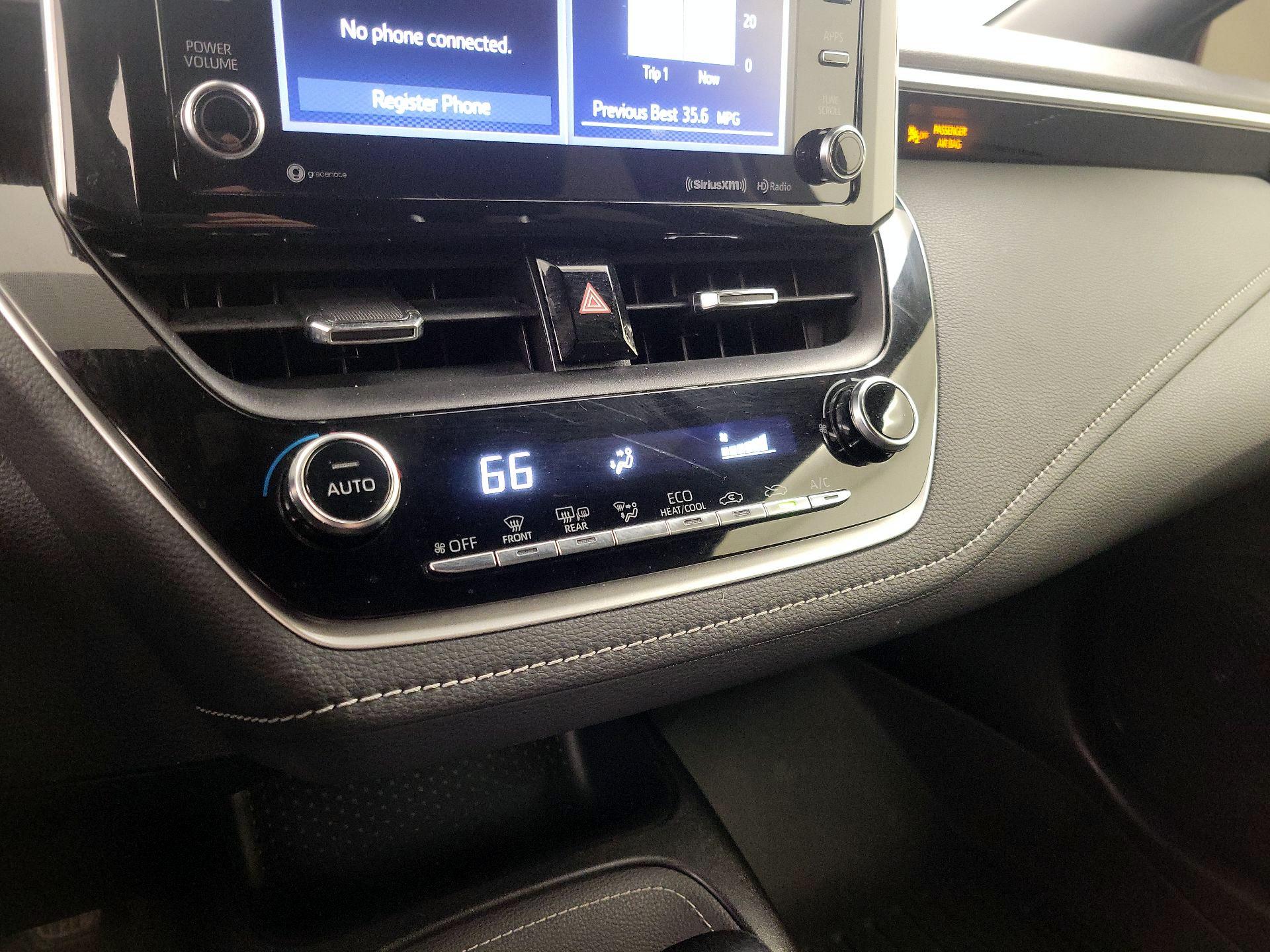 Thumbnail: 2021 Toyota Corolla - 16