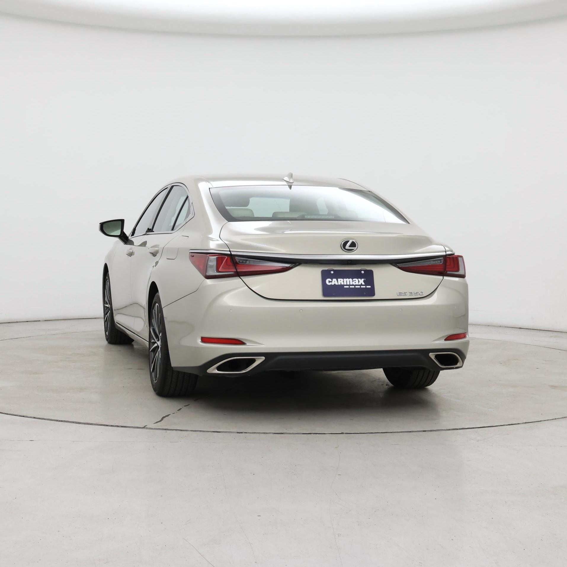 Thumbnail: 2024 Lexus ES - 8