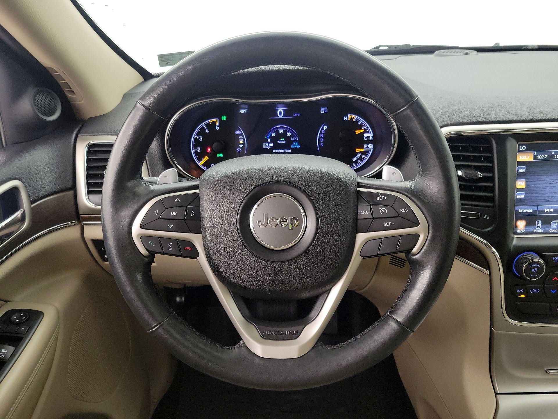 Thumbnail: 2015 Jeep Grand Cherokee - 10