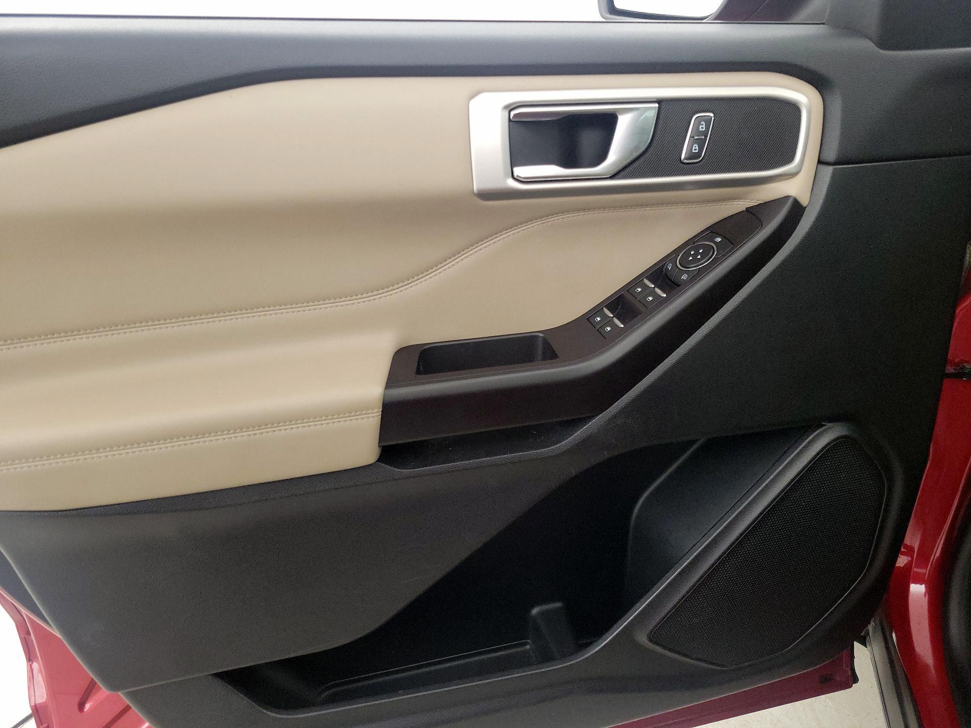 Thumbnail: 2020 Ford Explorer - 12