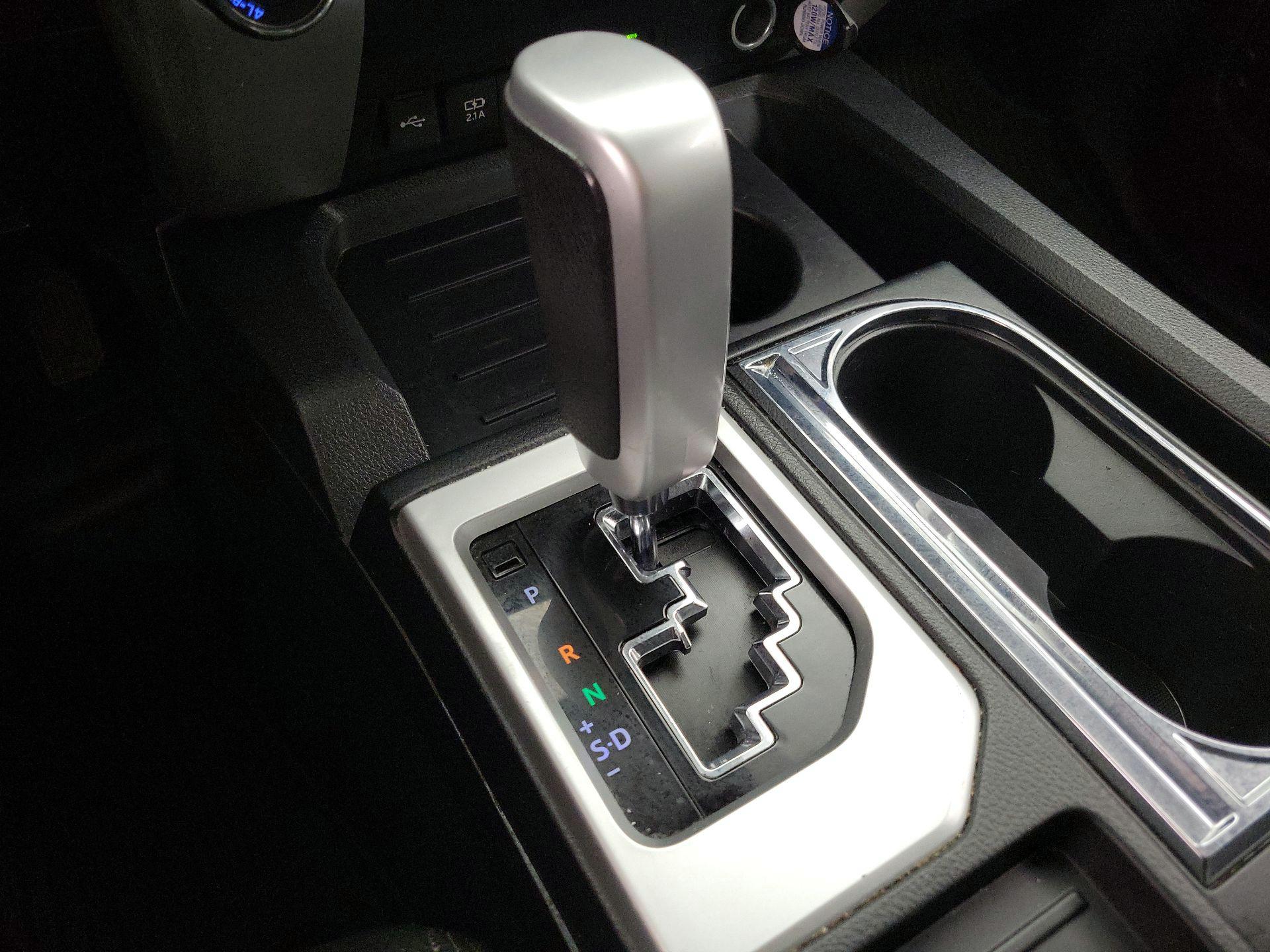 Thumbnail: 2020 Toyota Tundra - 17