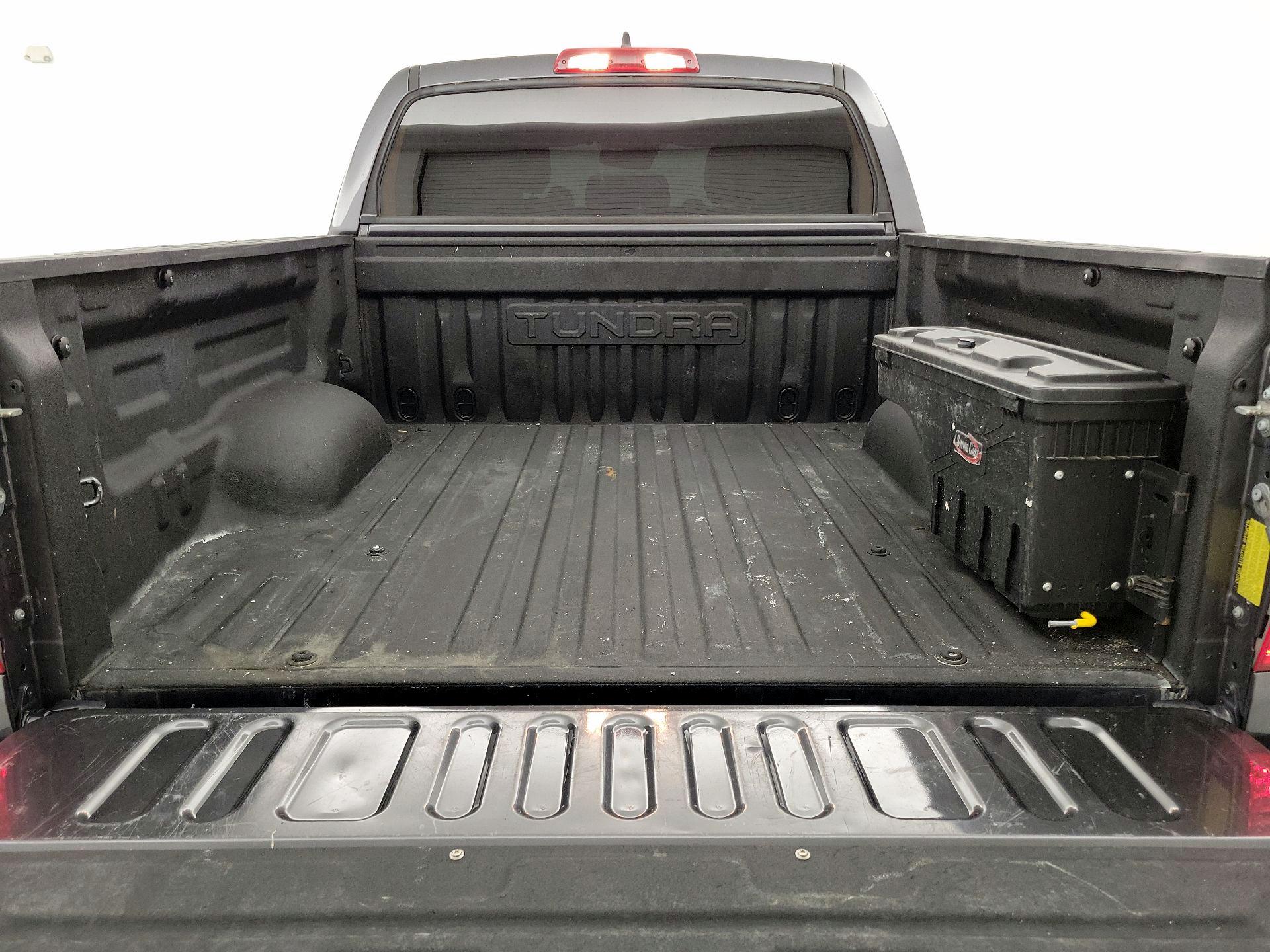 Thumbnail: 2020 Toyota Tundra - 20