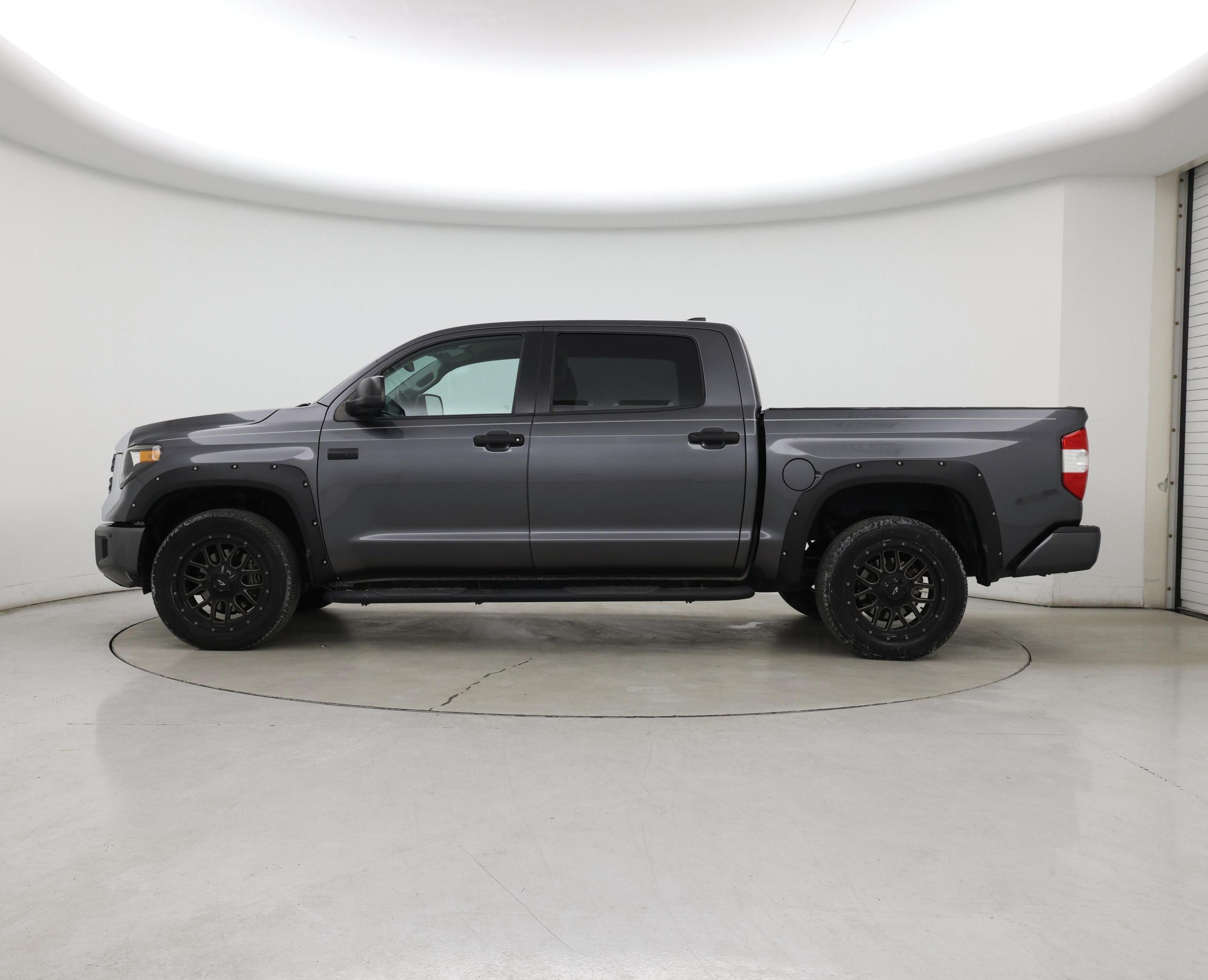 Thumbnail: 2020 Toyota Tundra - 3