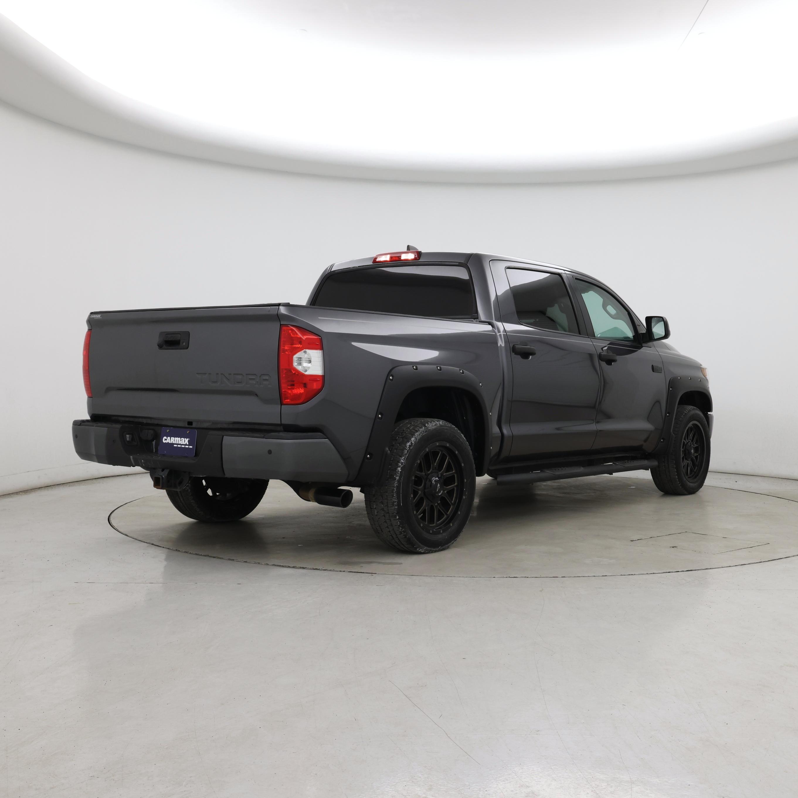 Thumbnail: 2020 Toyota Tundra - 8