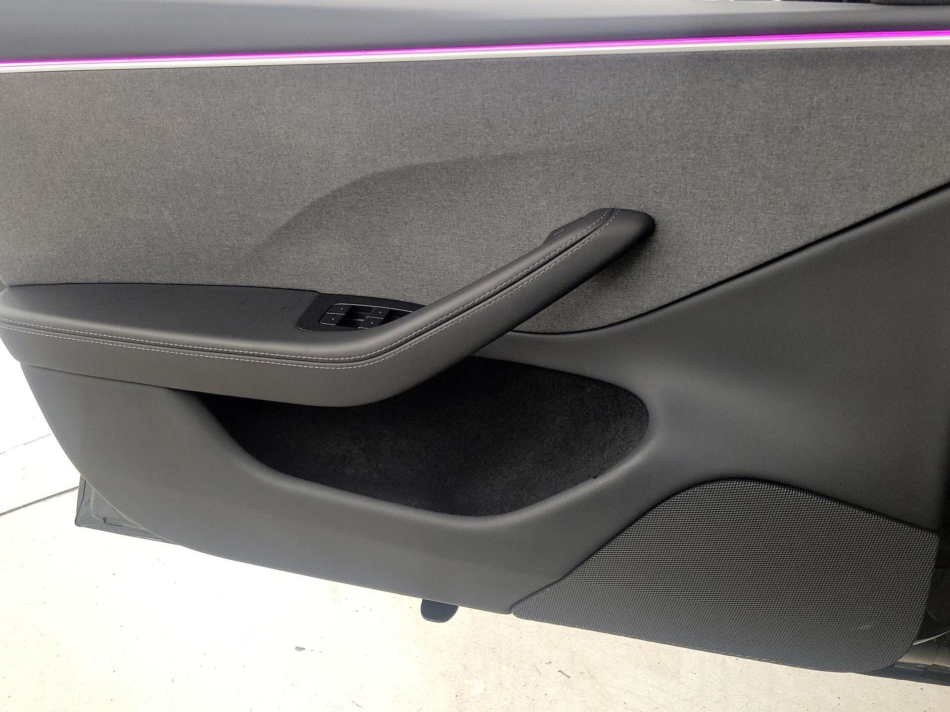 Thumbnail: 2025 Tesla Model 3 - 12