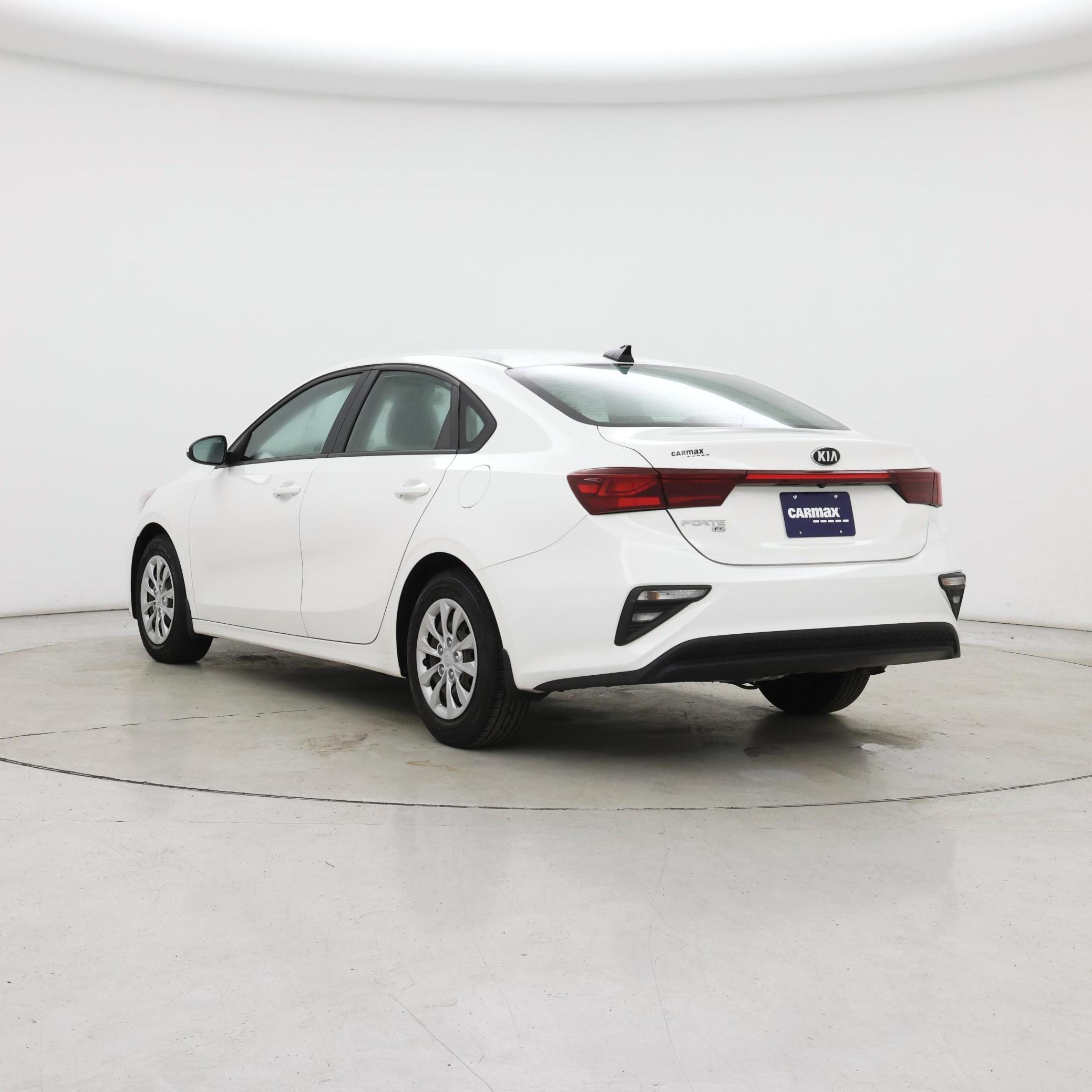 Thumbnail: 2021 Kia Forte - 2