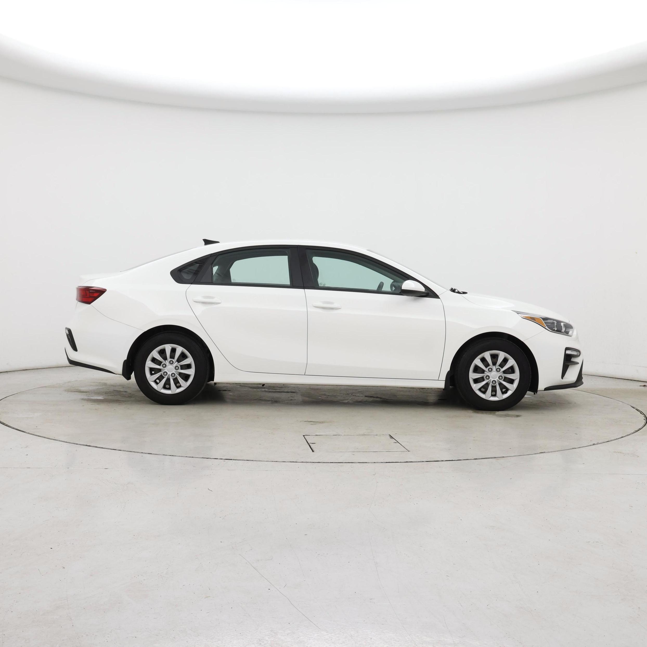 Thumbnail: 2021 Kia Forte - 7