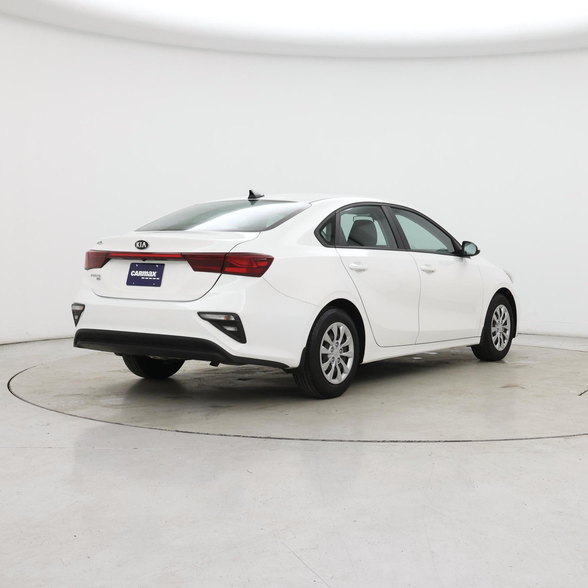 Thumbnail: 2021 Kia Forte - 8