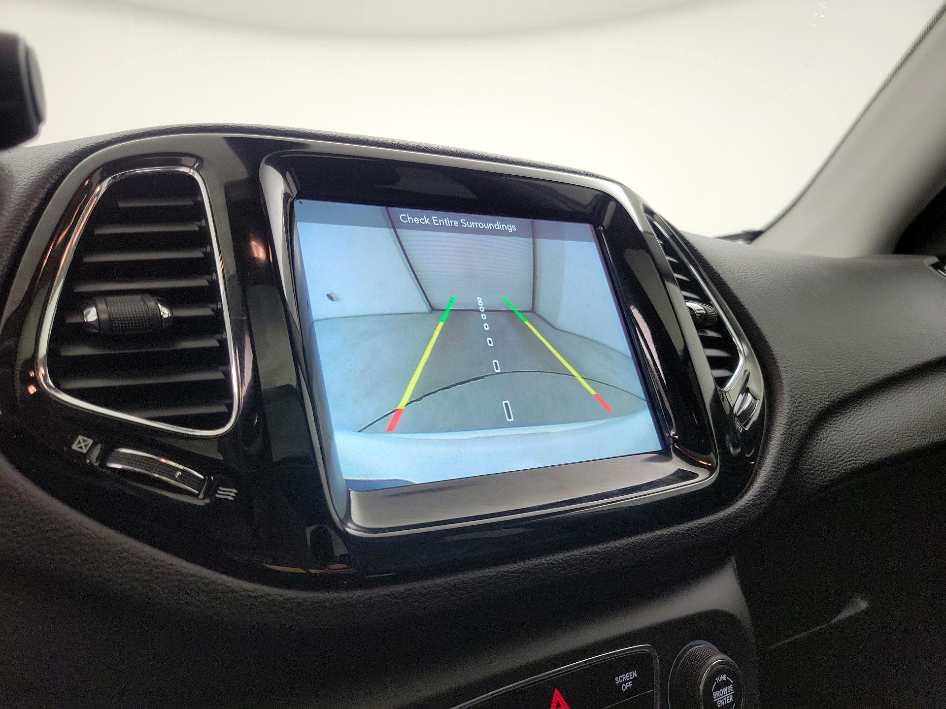 Thumbnail: 2019 Jeep Compass - 15