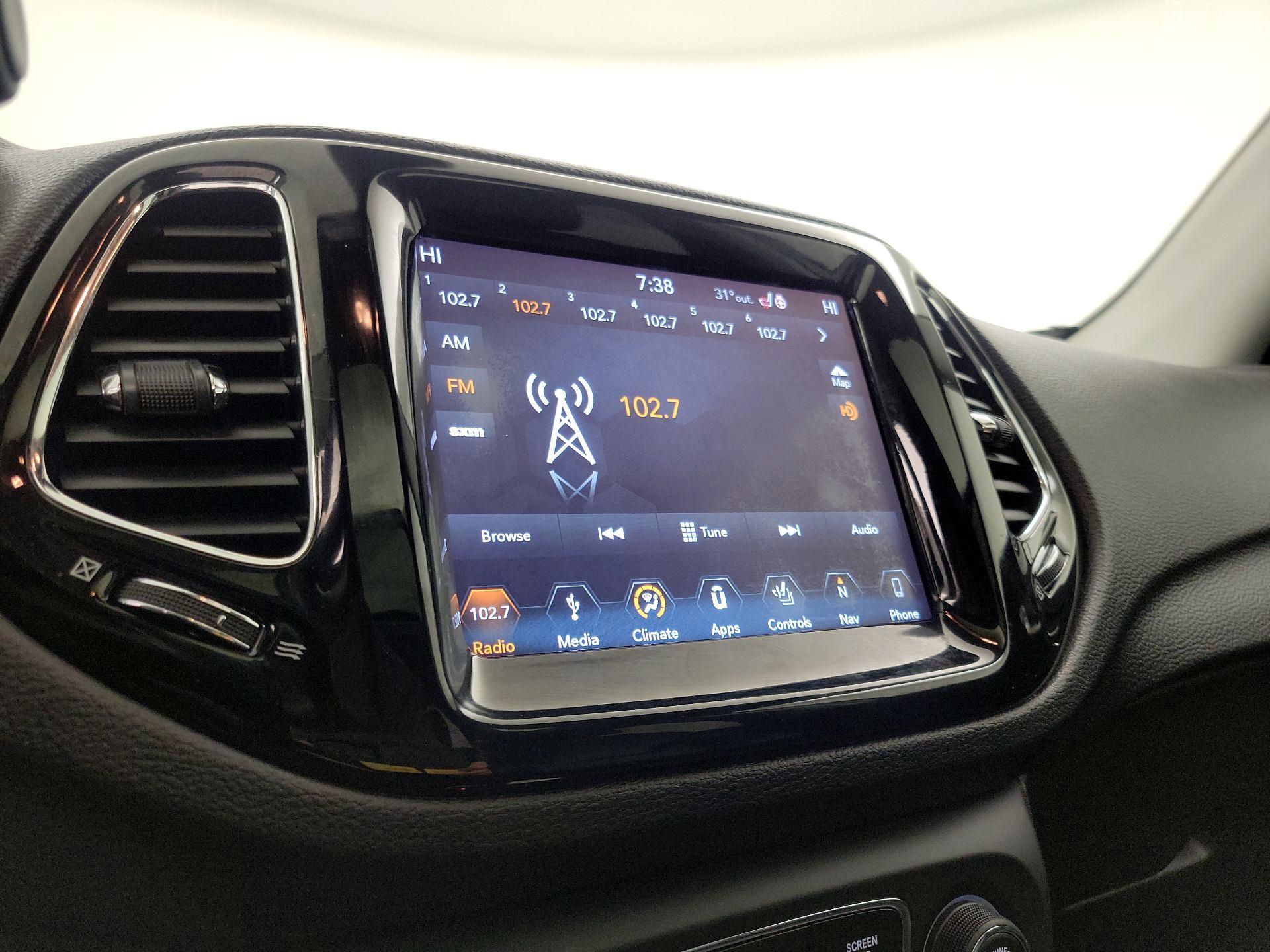 Thumbnail: 2019 Jeep Compass - 16