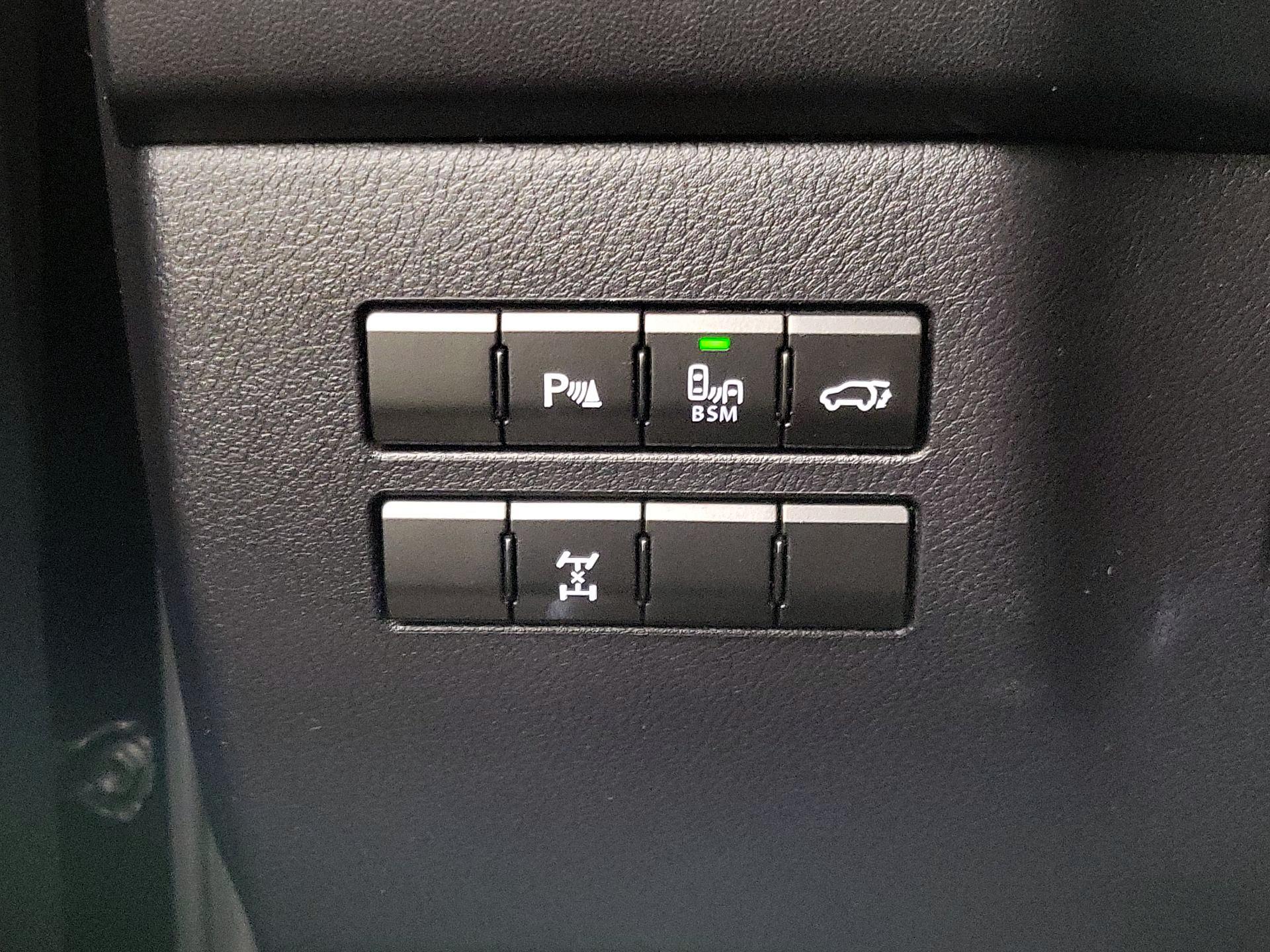 Thumbnail: 2017 Lexus NX - 13