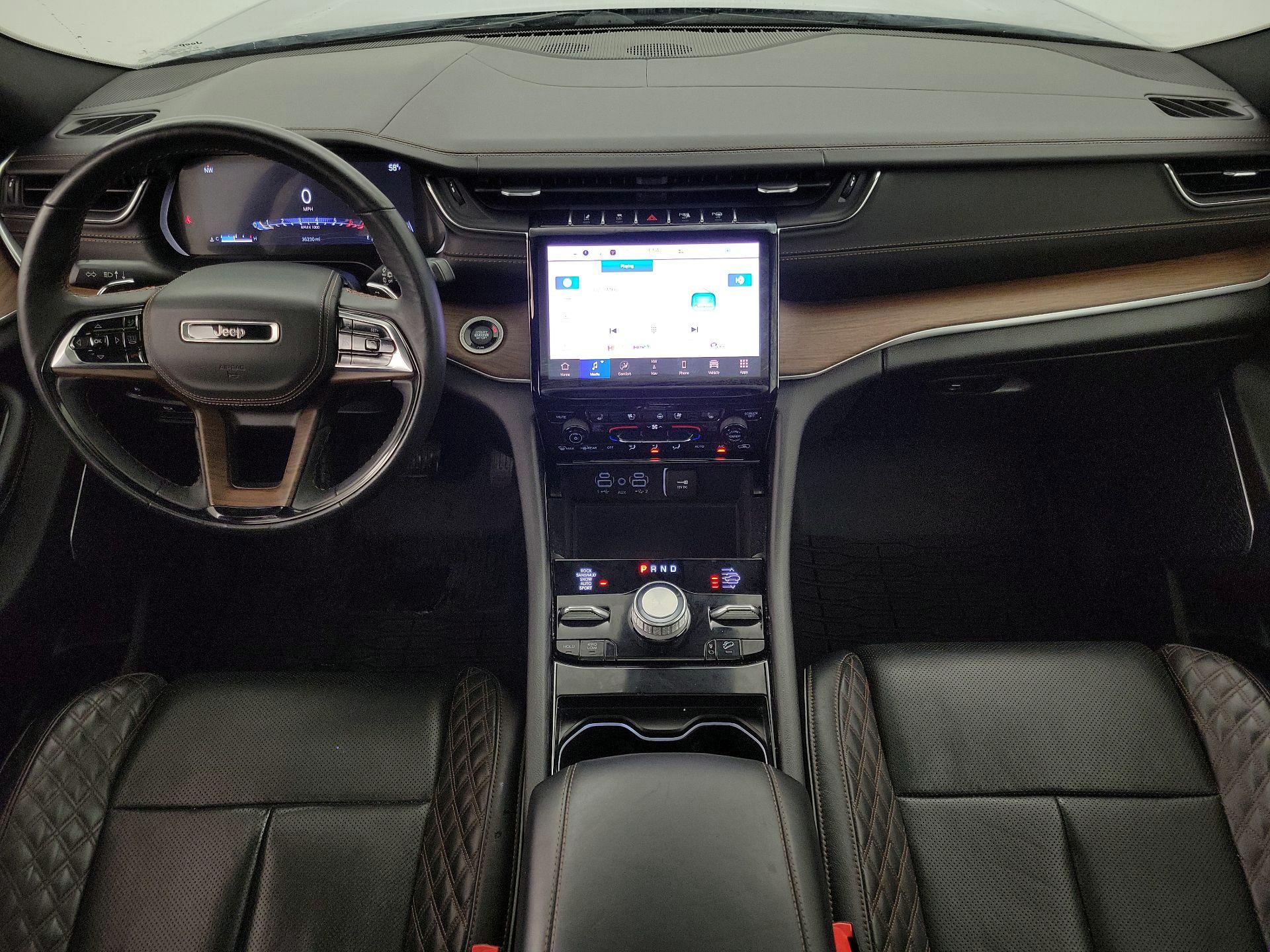 Thumbnail: 2022 Jeep Grand Cherokee L - 9