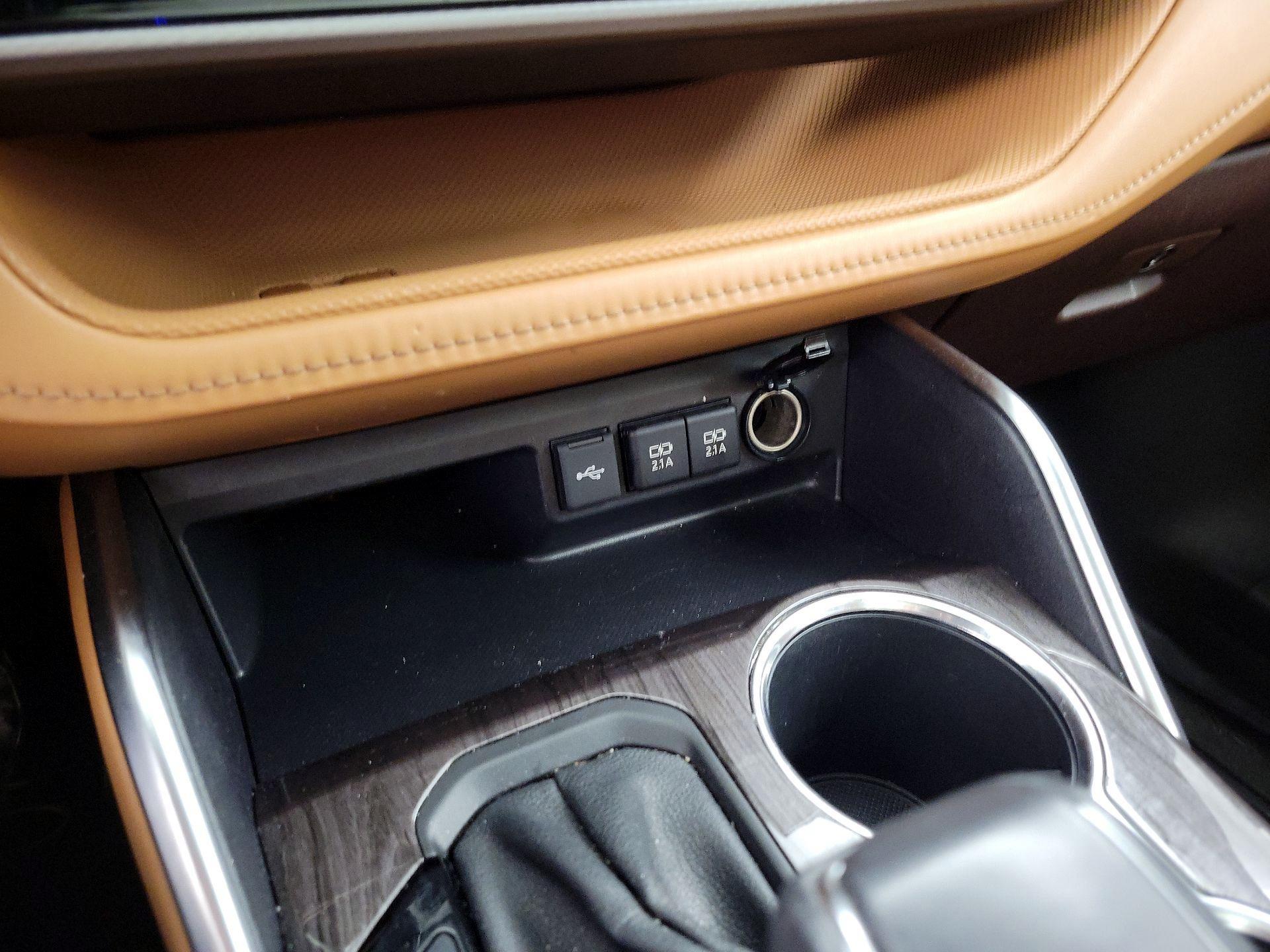 Thumbnail: 2021 Toyota Highlander - 19