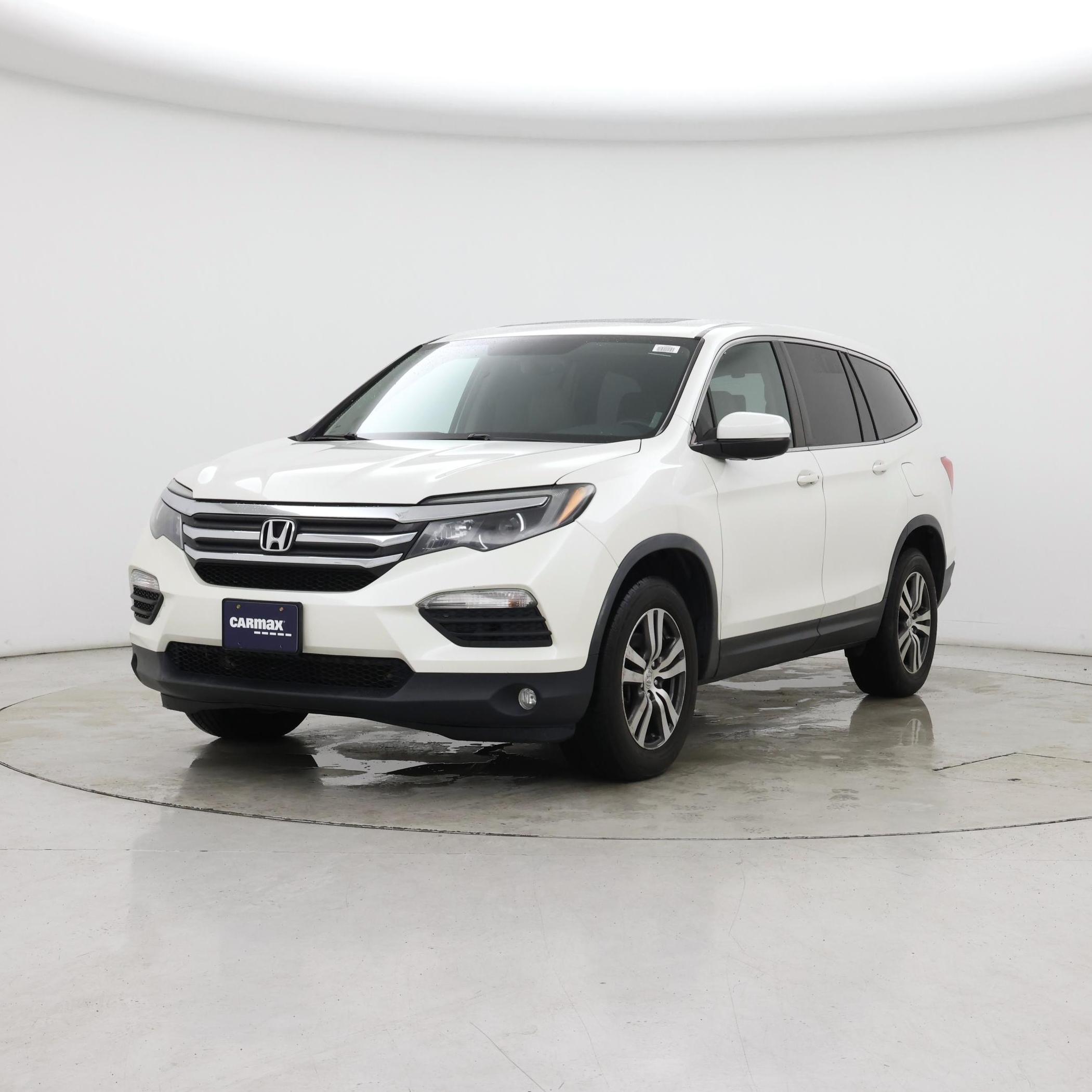 Thumbnail: 2017 Honda Pilot - 4
