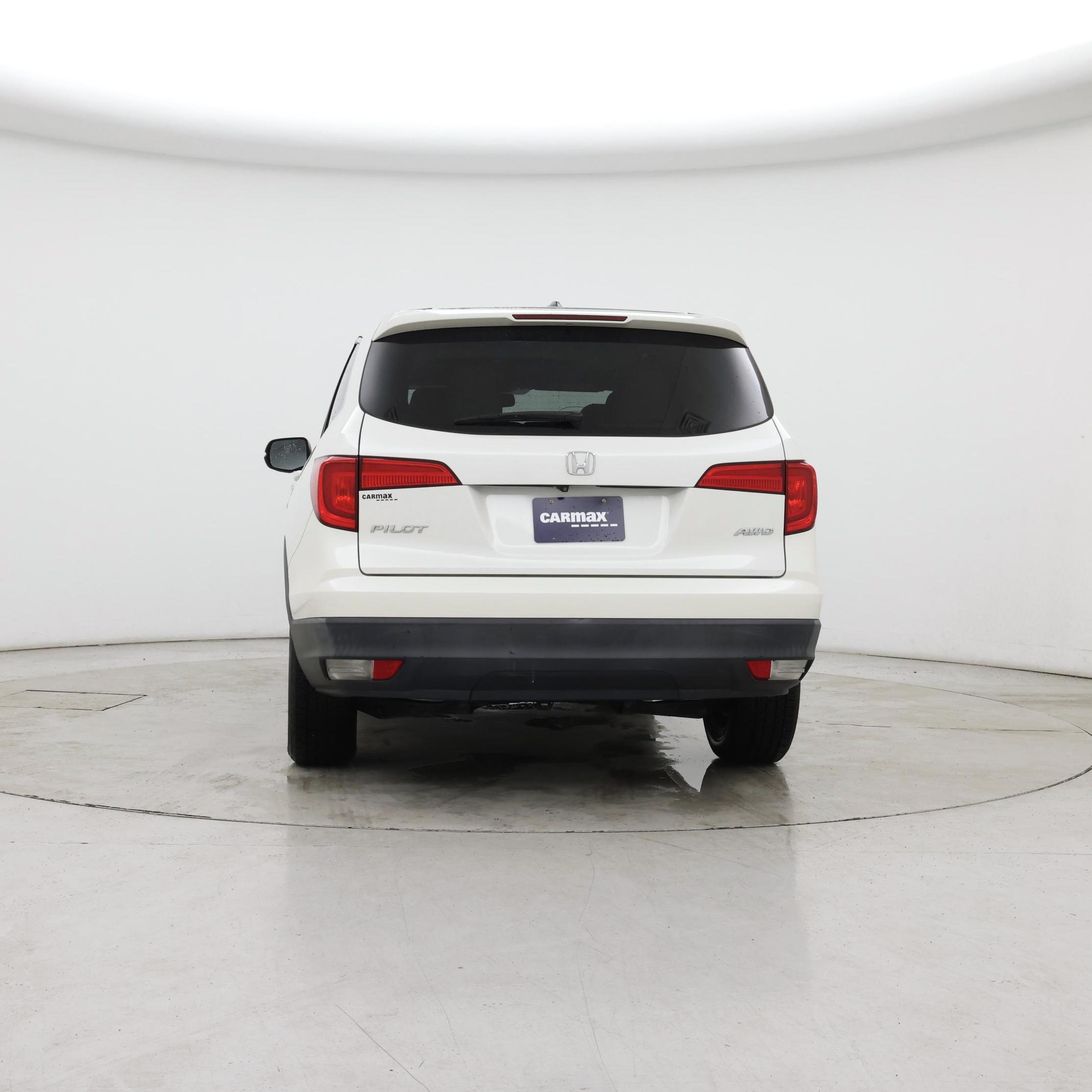 Thumbnail: 2017 Honda Pilot - 6