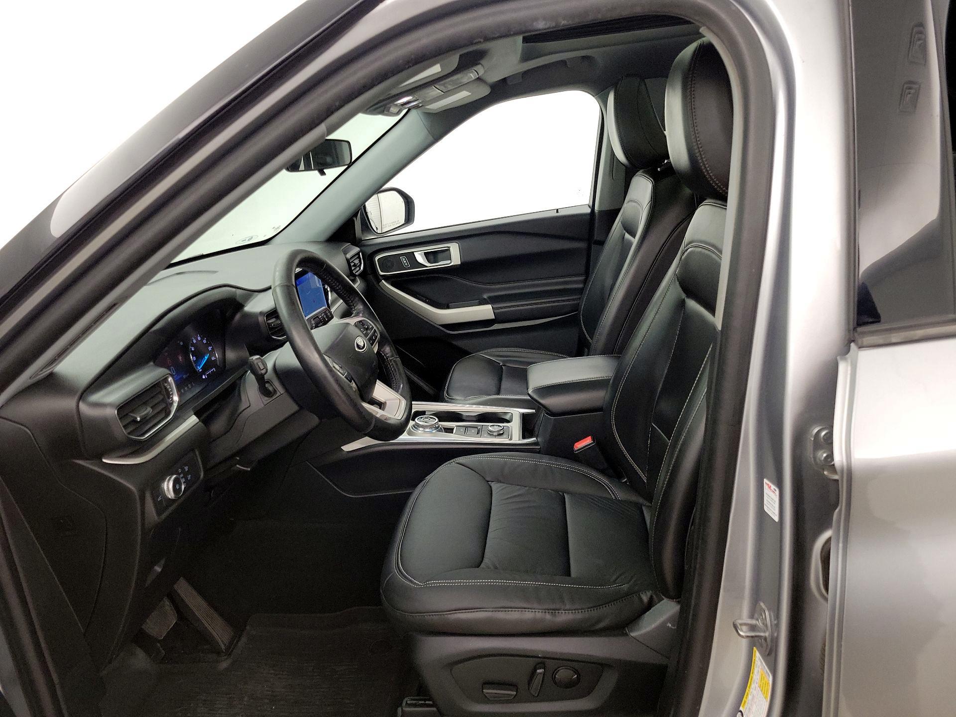 Thumbnail: 2021 Ford Explorer - 11