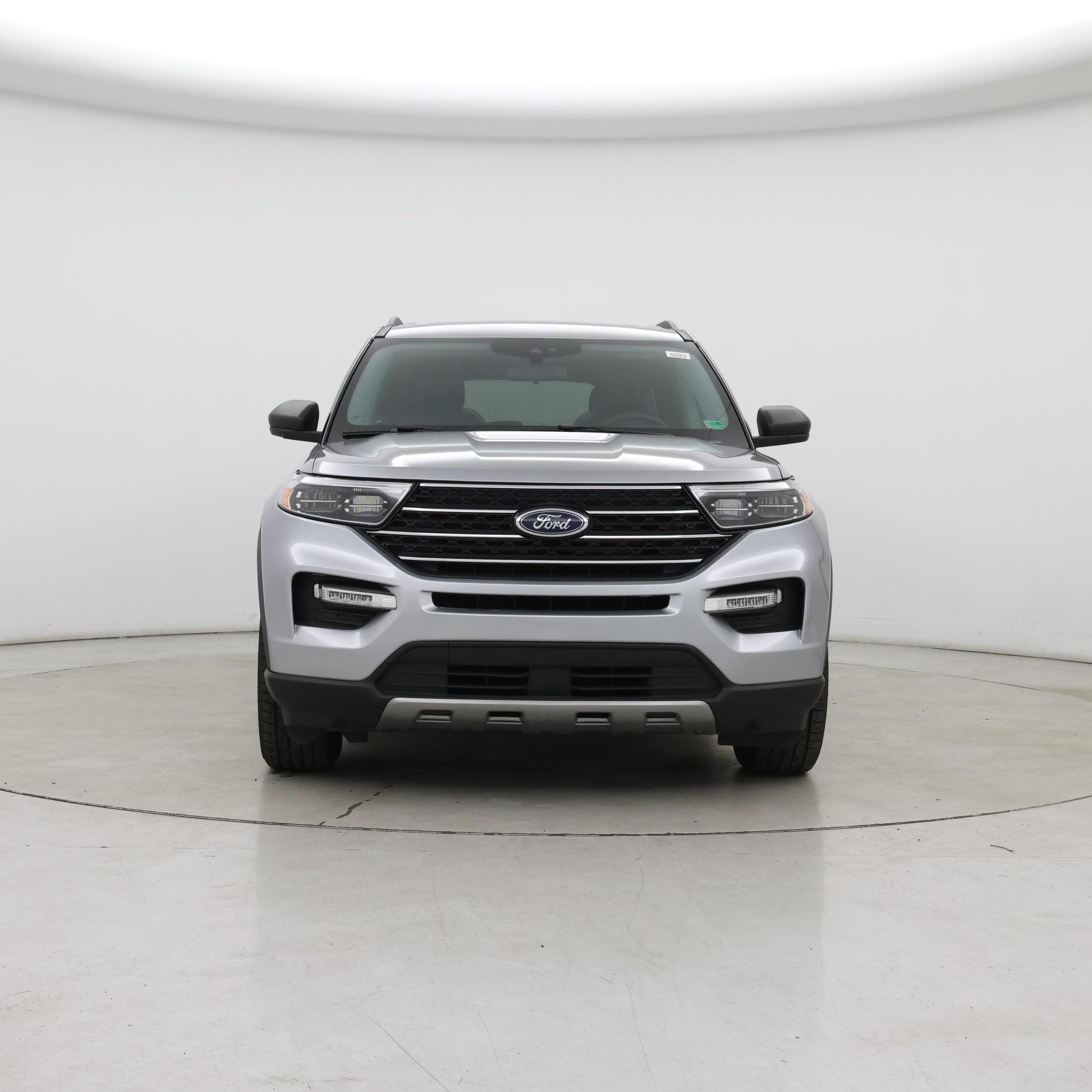 Thumbnail: 2021 Ford Explorer - 5