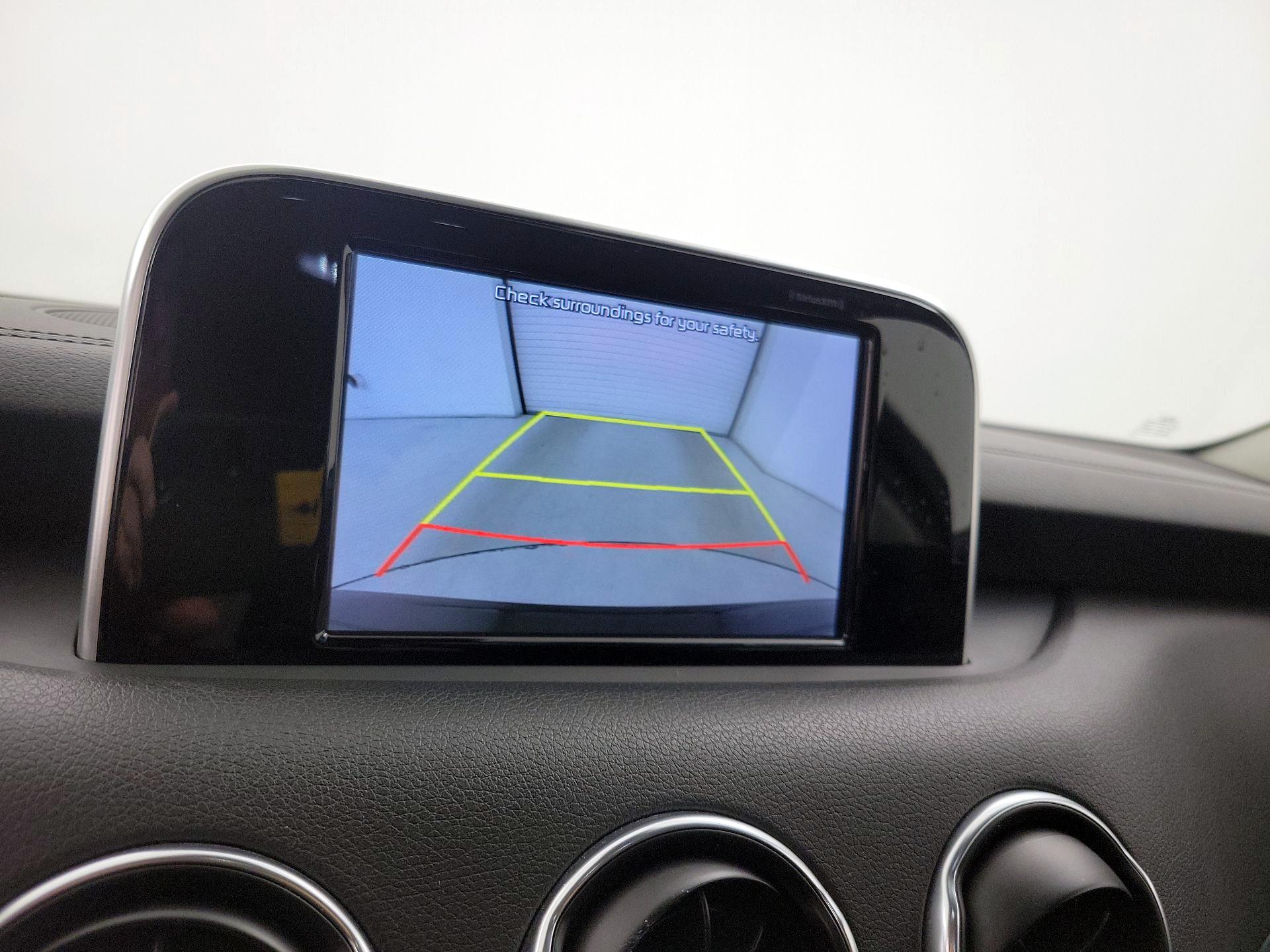 Thumbnail: 2019 Kia Stinger - 14