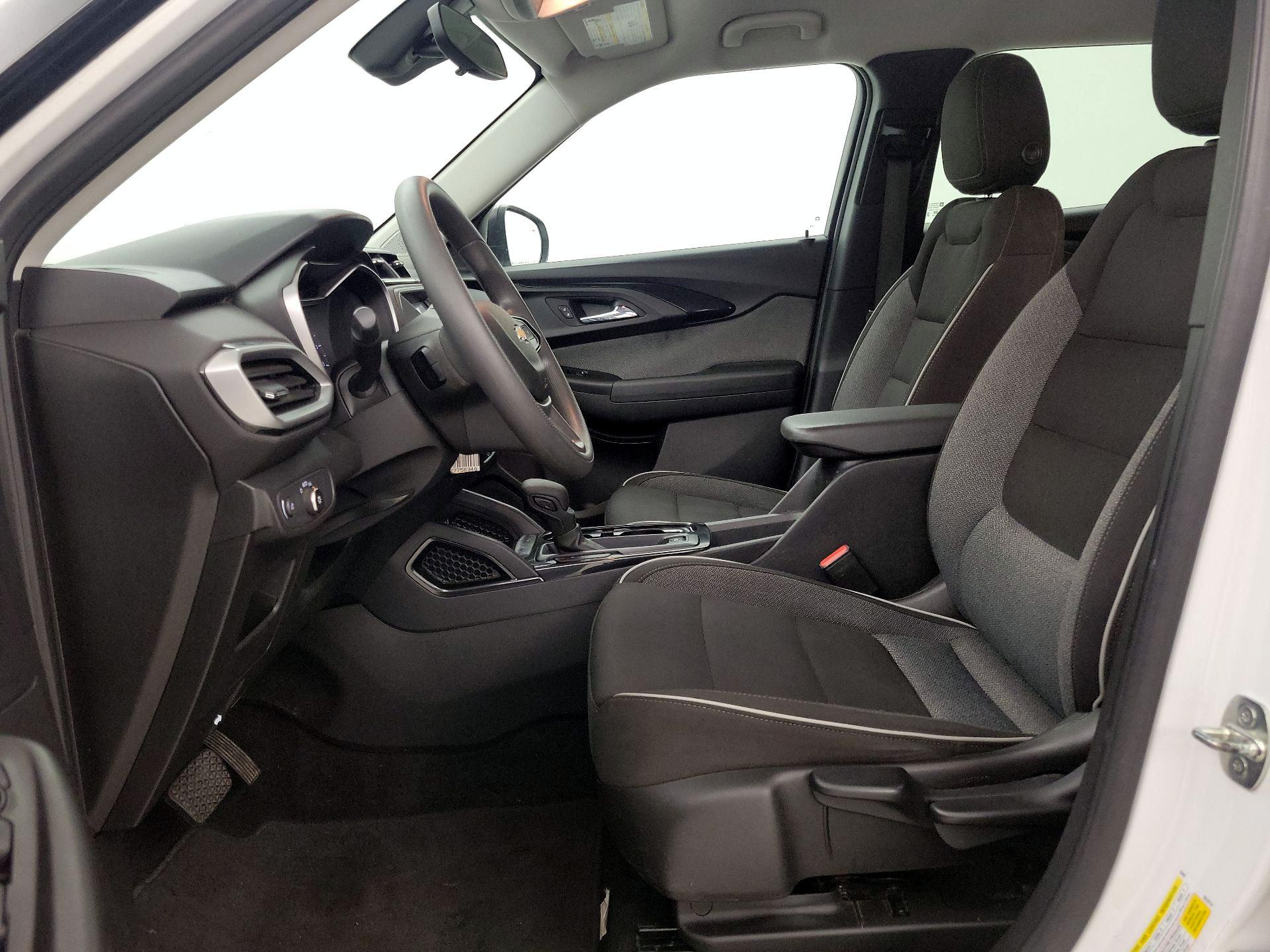 Thumbnail: 2021 Chevrolet TrailBlazer - 11