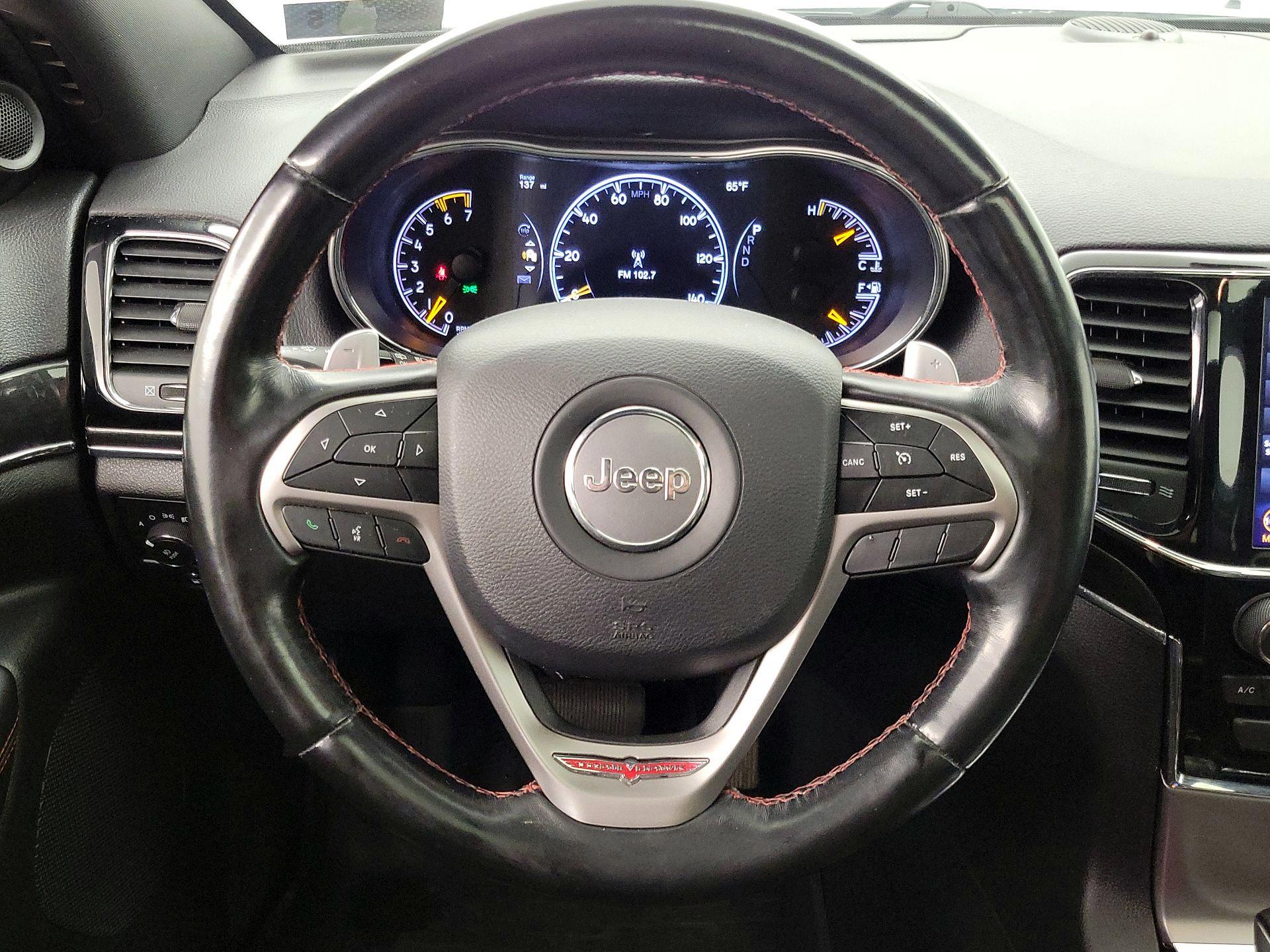 Thumbnail: 2020 Jeep Grand Cherokee - 10