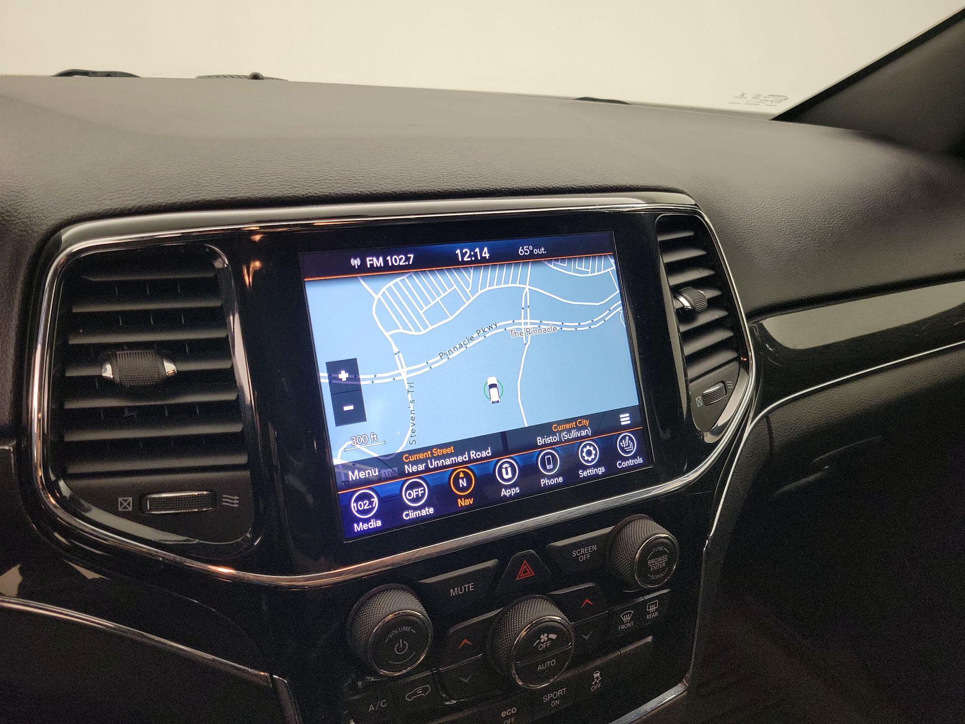 Thumbnail: 2020 Jeep Grand Cherokee - 14