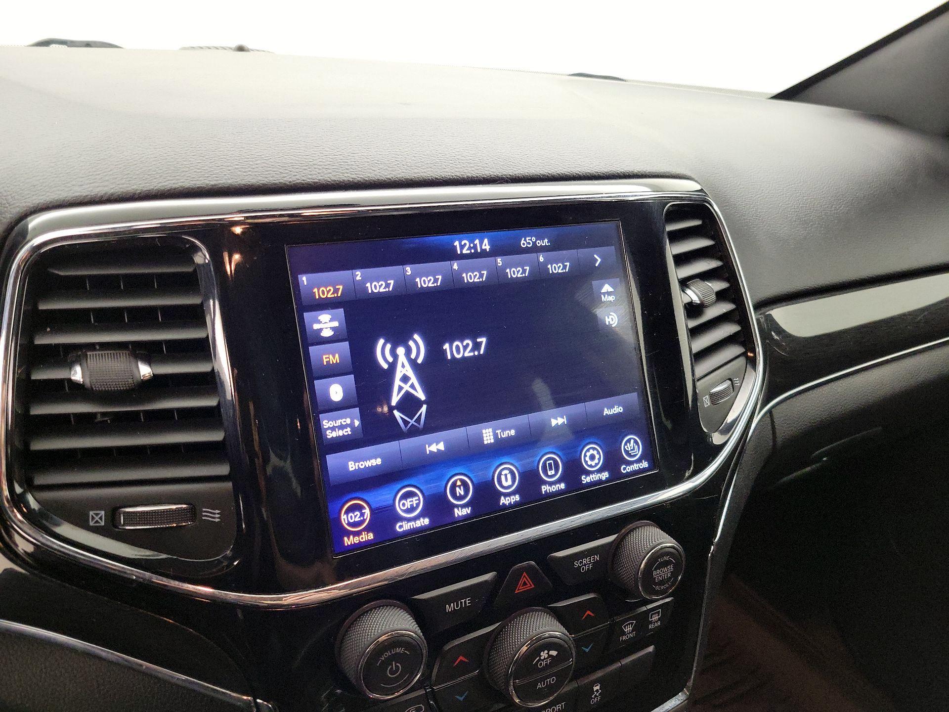 Thumbnail: 2020 Jeep Grand Cherokee - 16