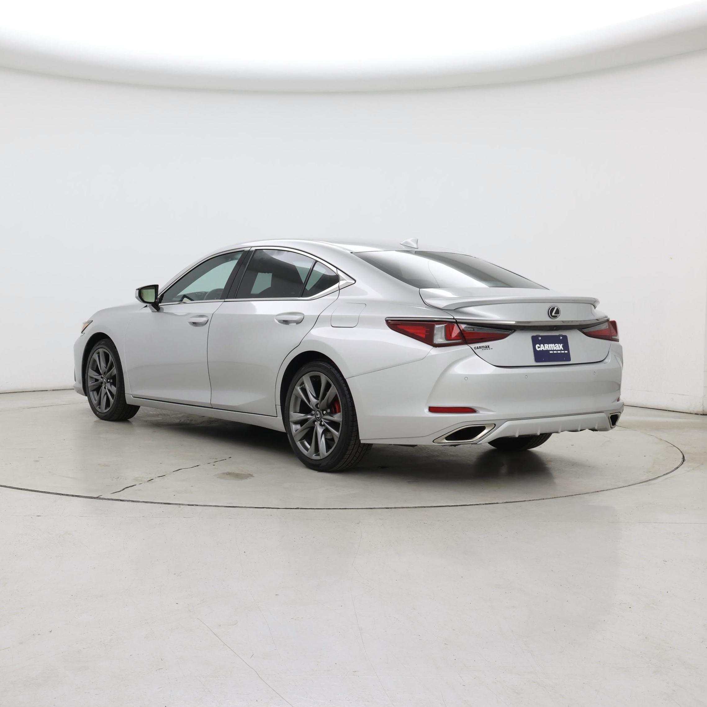 Thumbnail: 2019 Lexus ES - 2