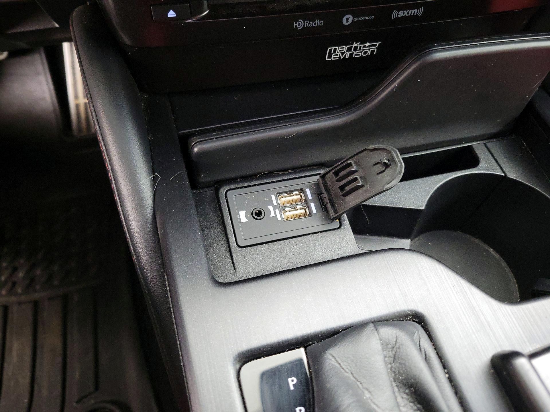 Thumbnail: 2019 Lexus ES - 19