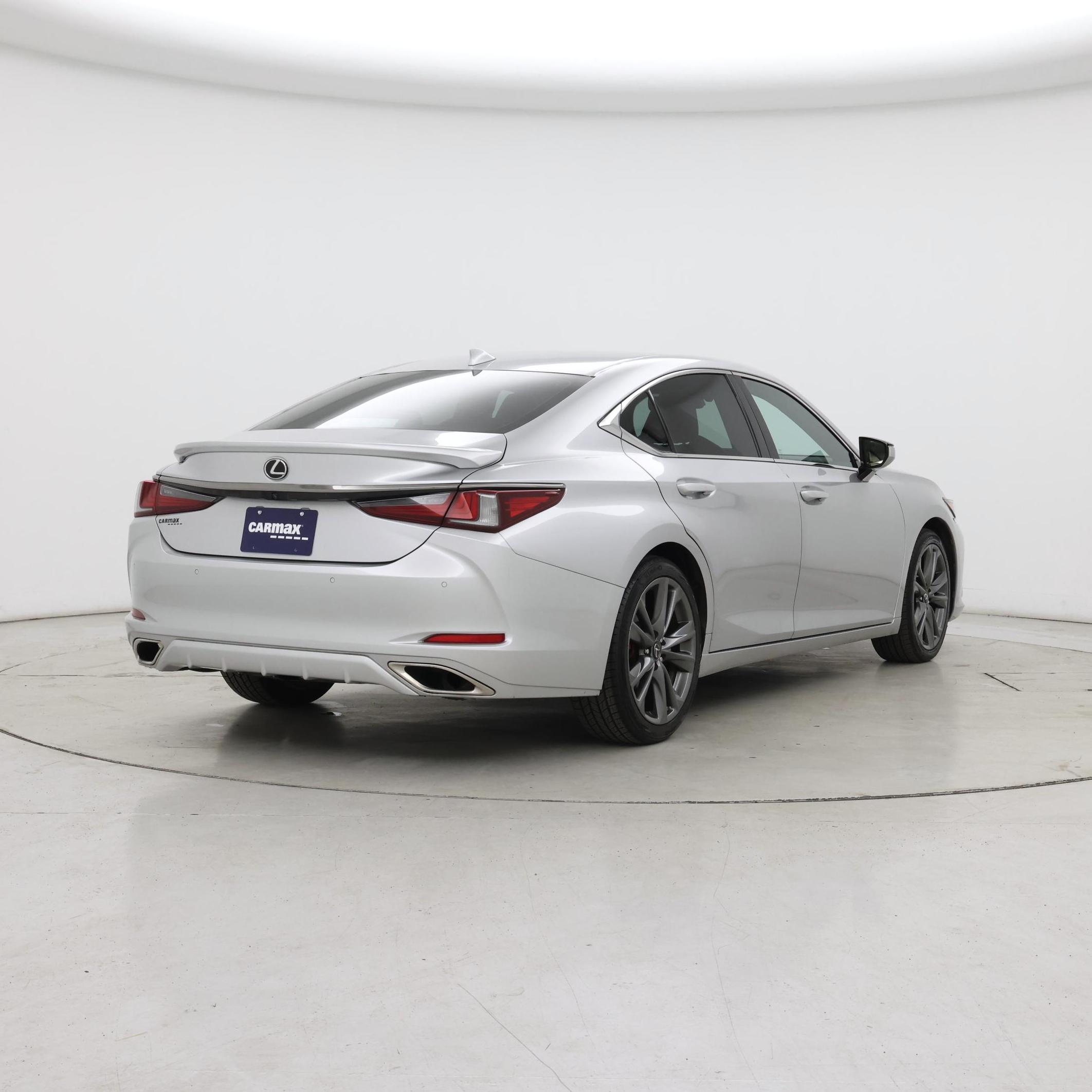 Thumbnail: 2019 Lexus ES - 8