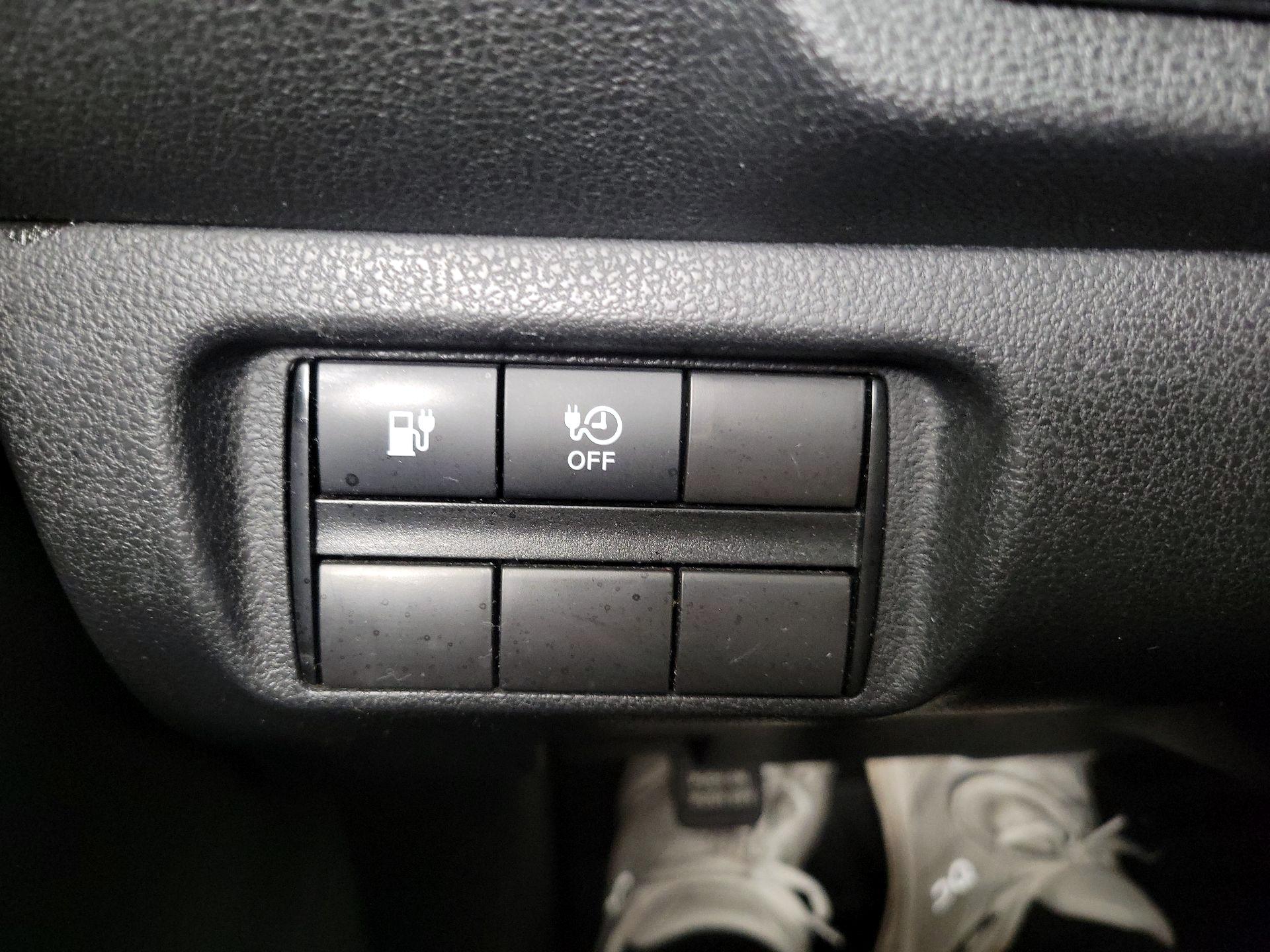 Thumbnail: 2019 Nissan Leaf - 13