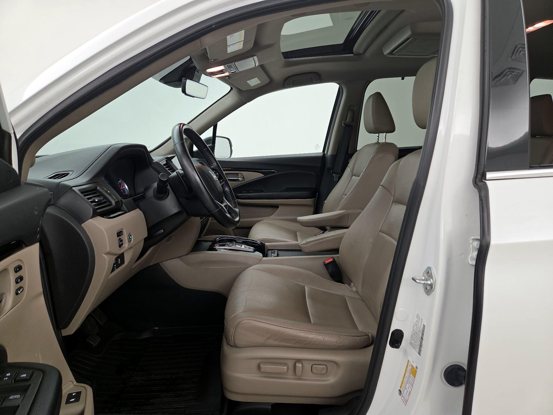 Thumbnail: 2021 Honda Pilot - 11