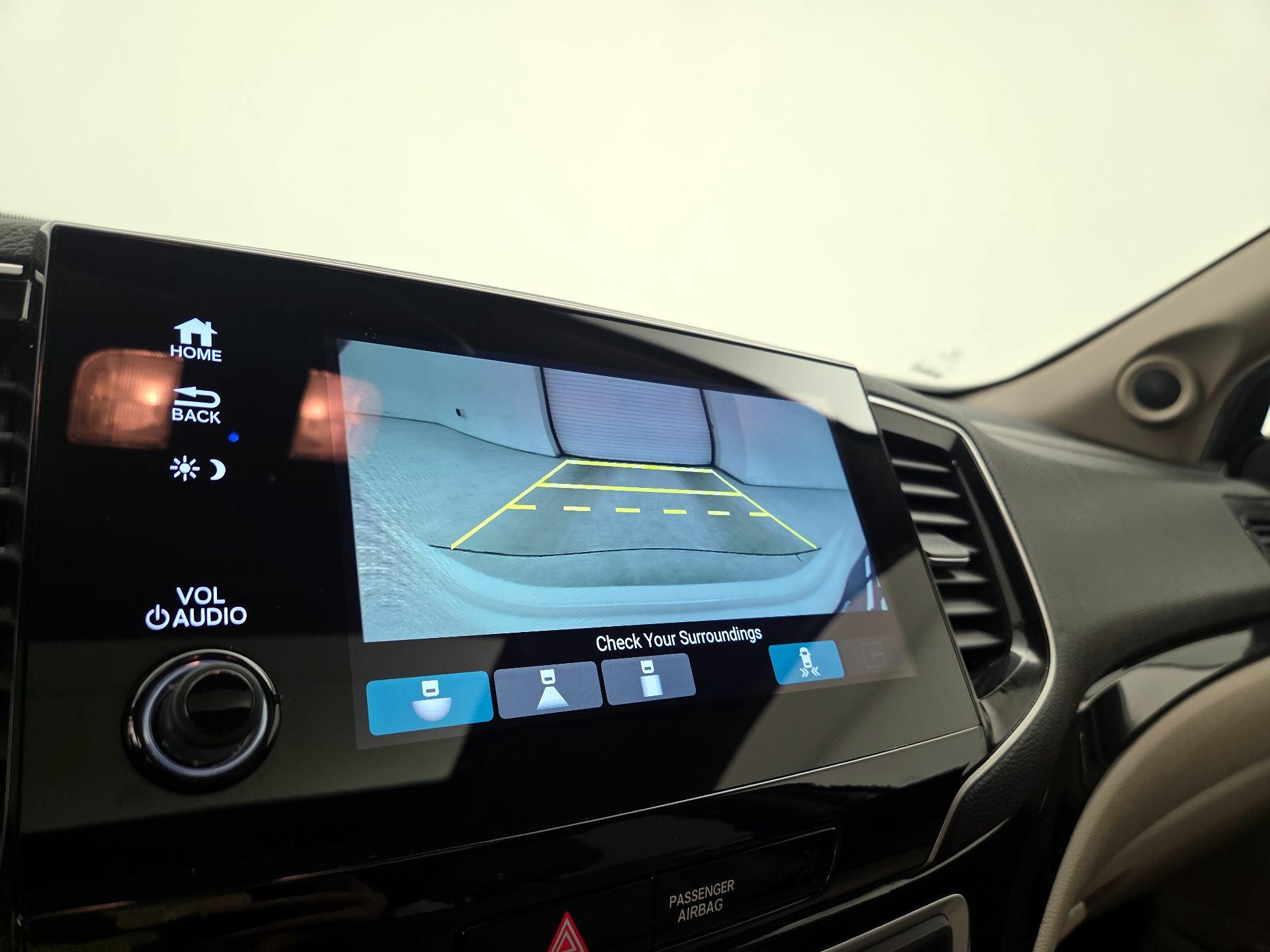 Thumbnail: 2021 Honda Pilot - 15