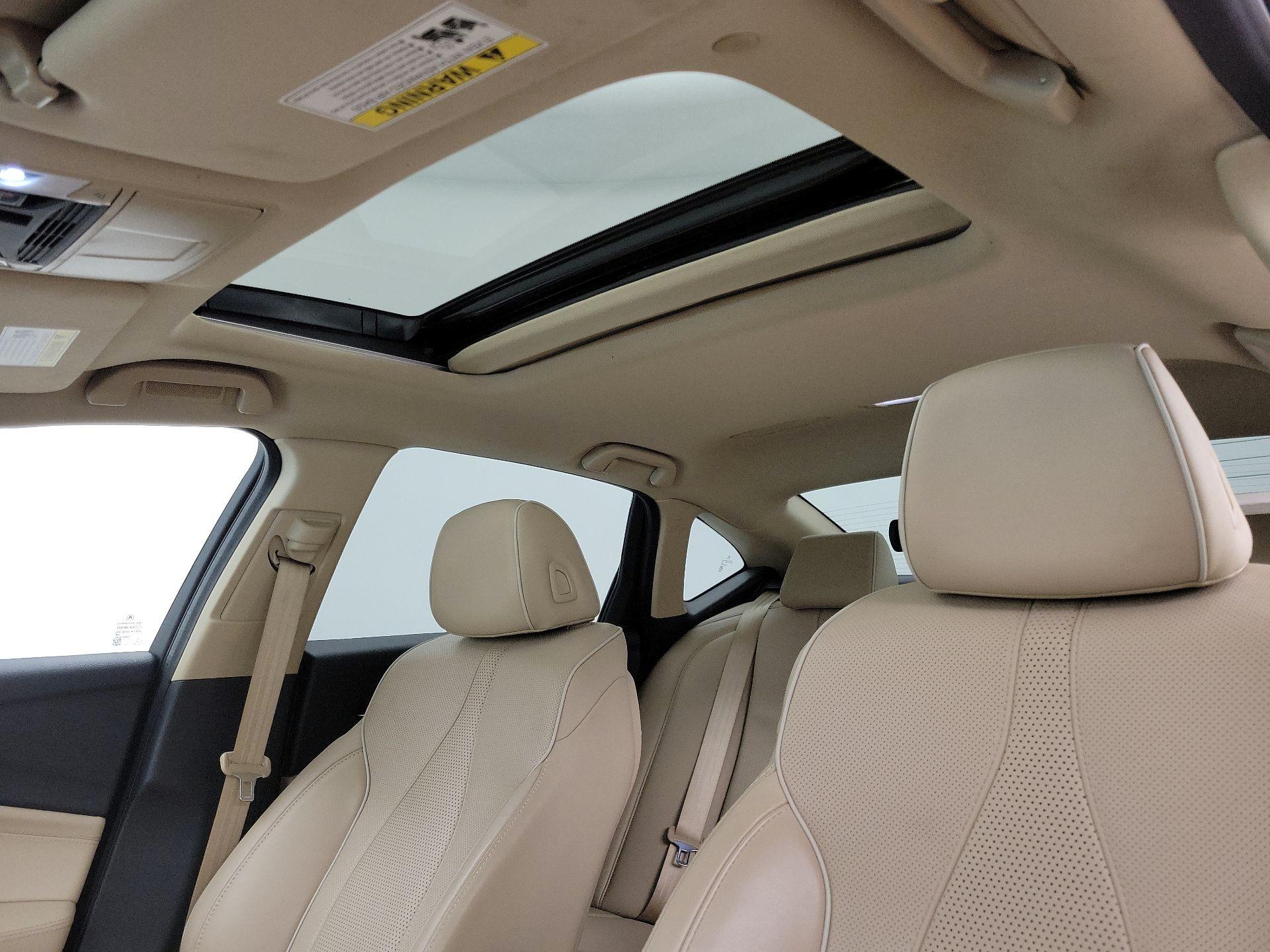 Thumbnail: 2021 Acura TLX - 20