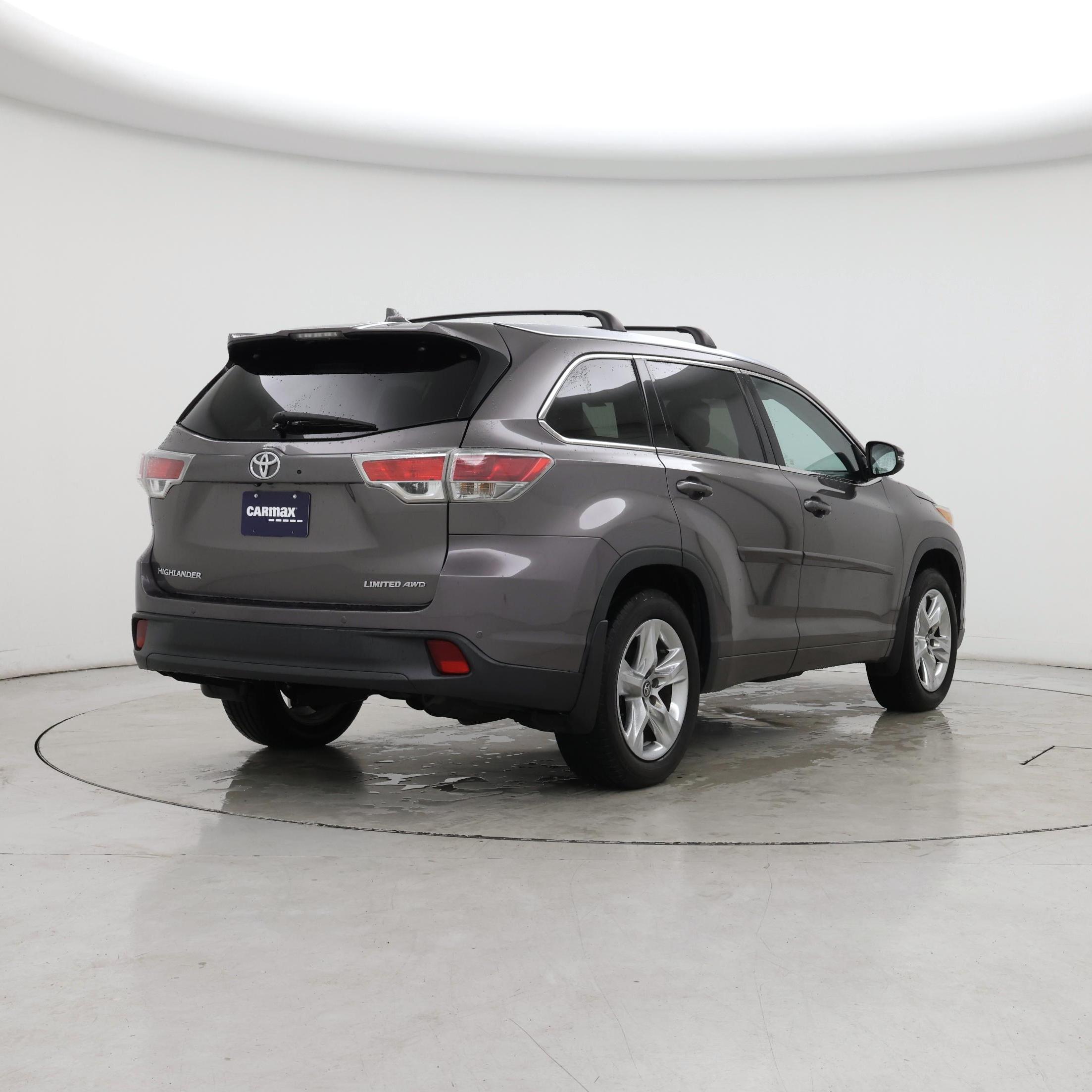 Thumbnail: 2016 Toyota Highlander - 8