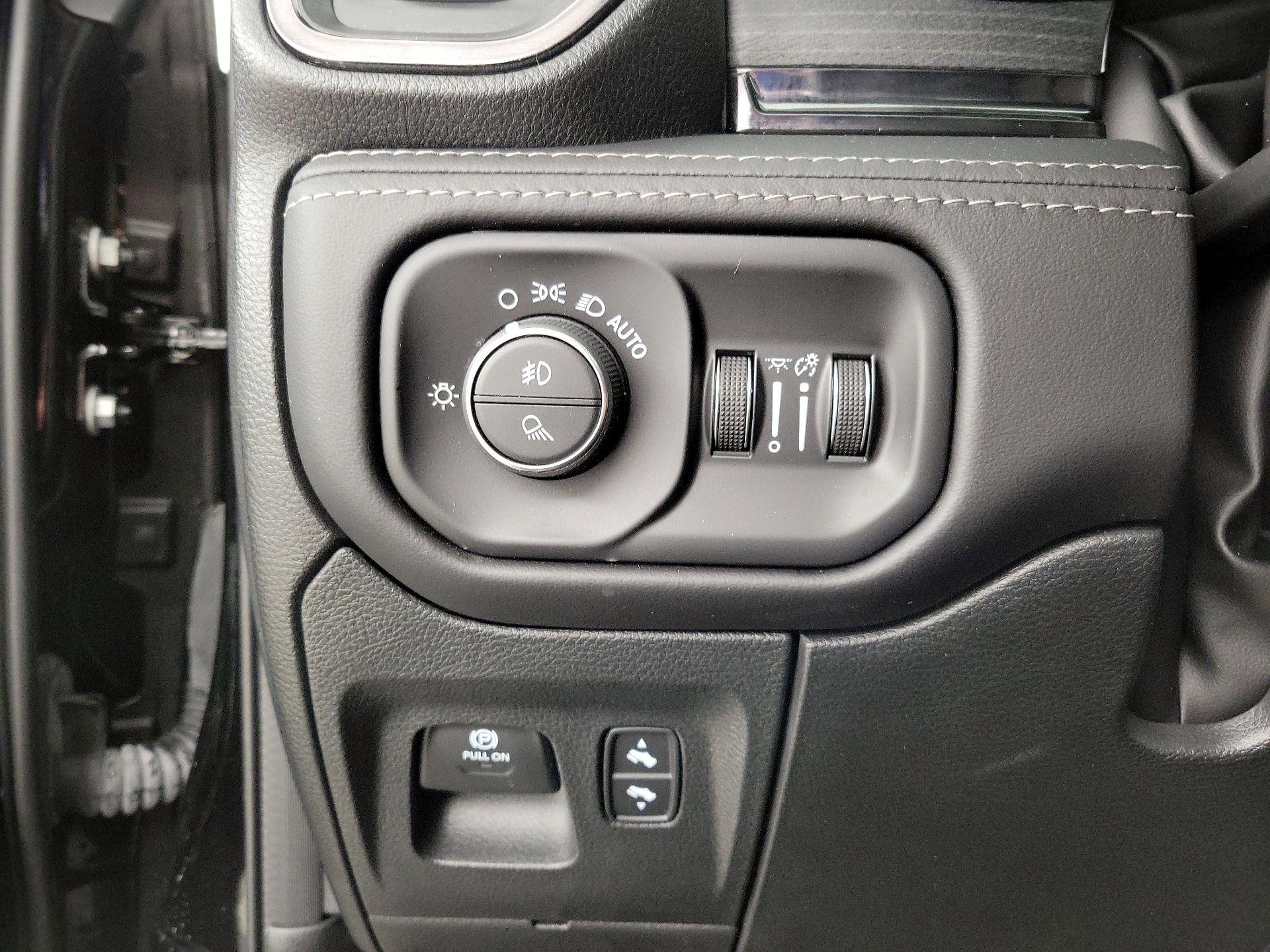 Thumbnail: 2023 RAM 1500 - 13