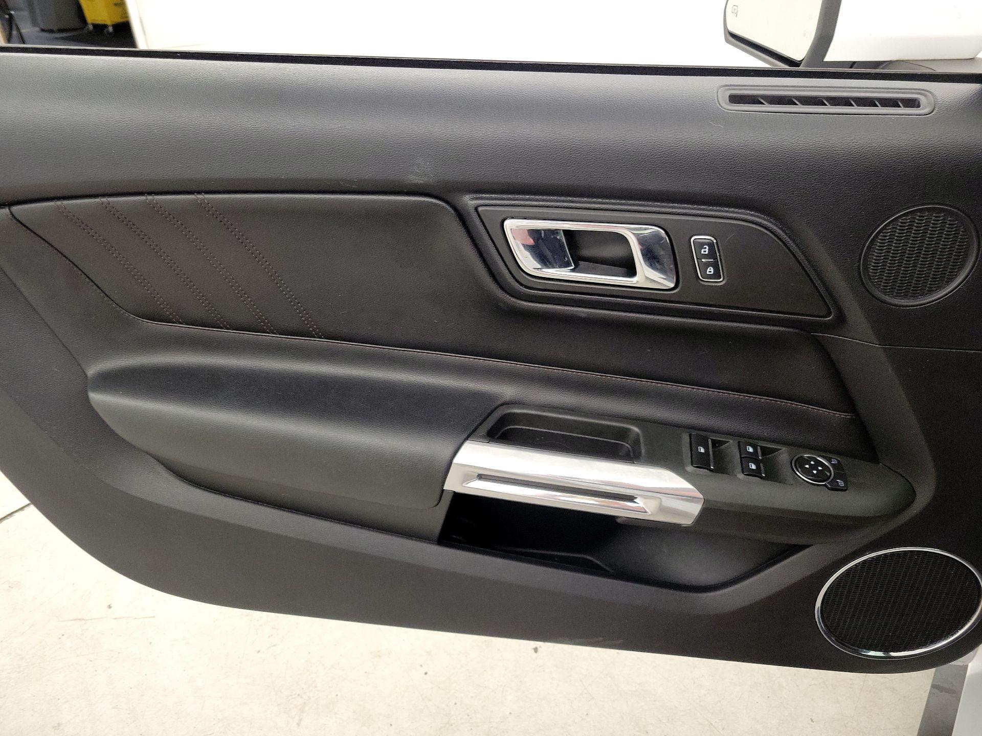 Thumbnail: 2016 Ford Mustang - 12