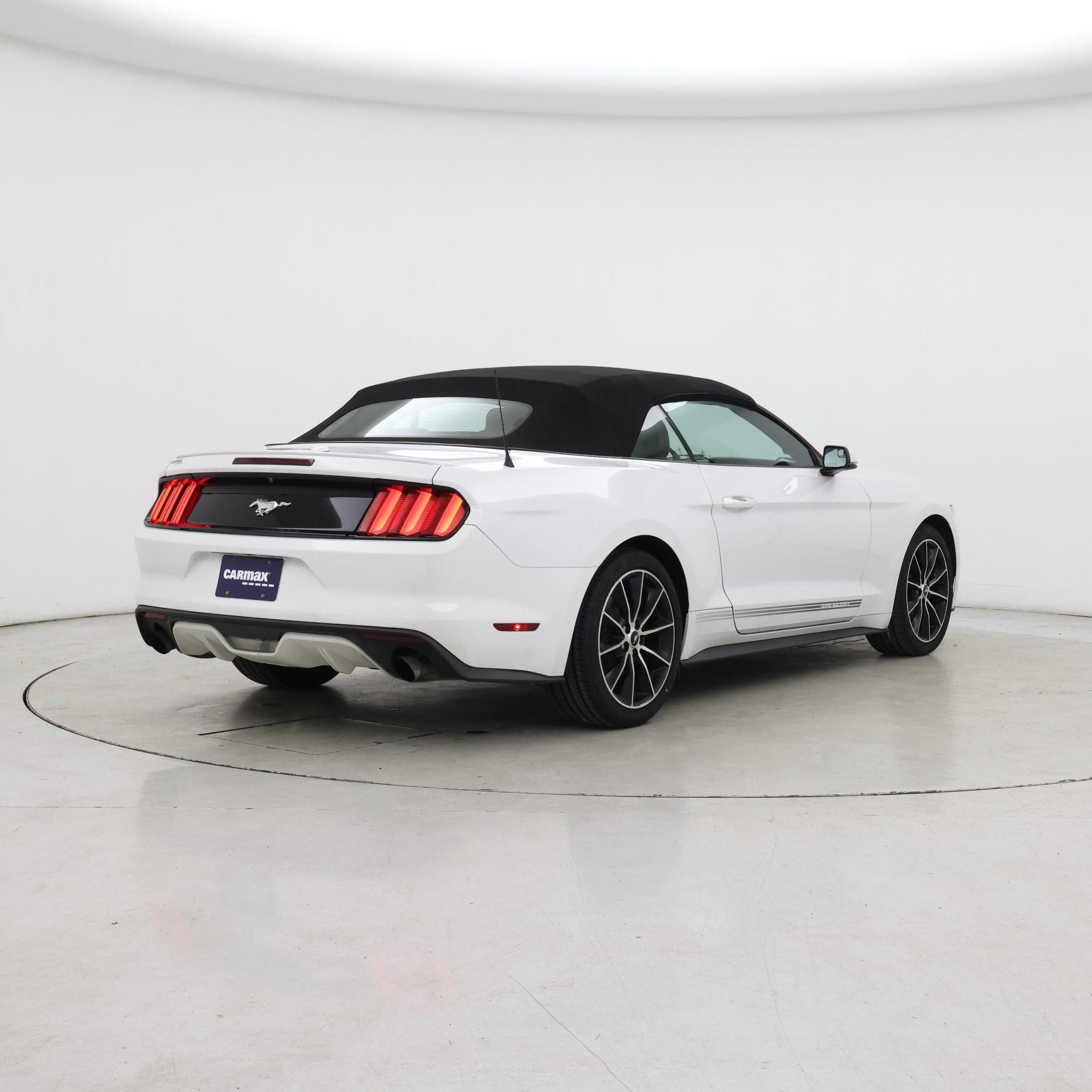 Thumbnail: 2016 Ford Mustang - 8