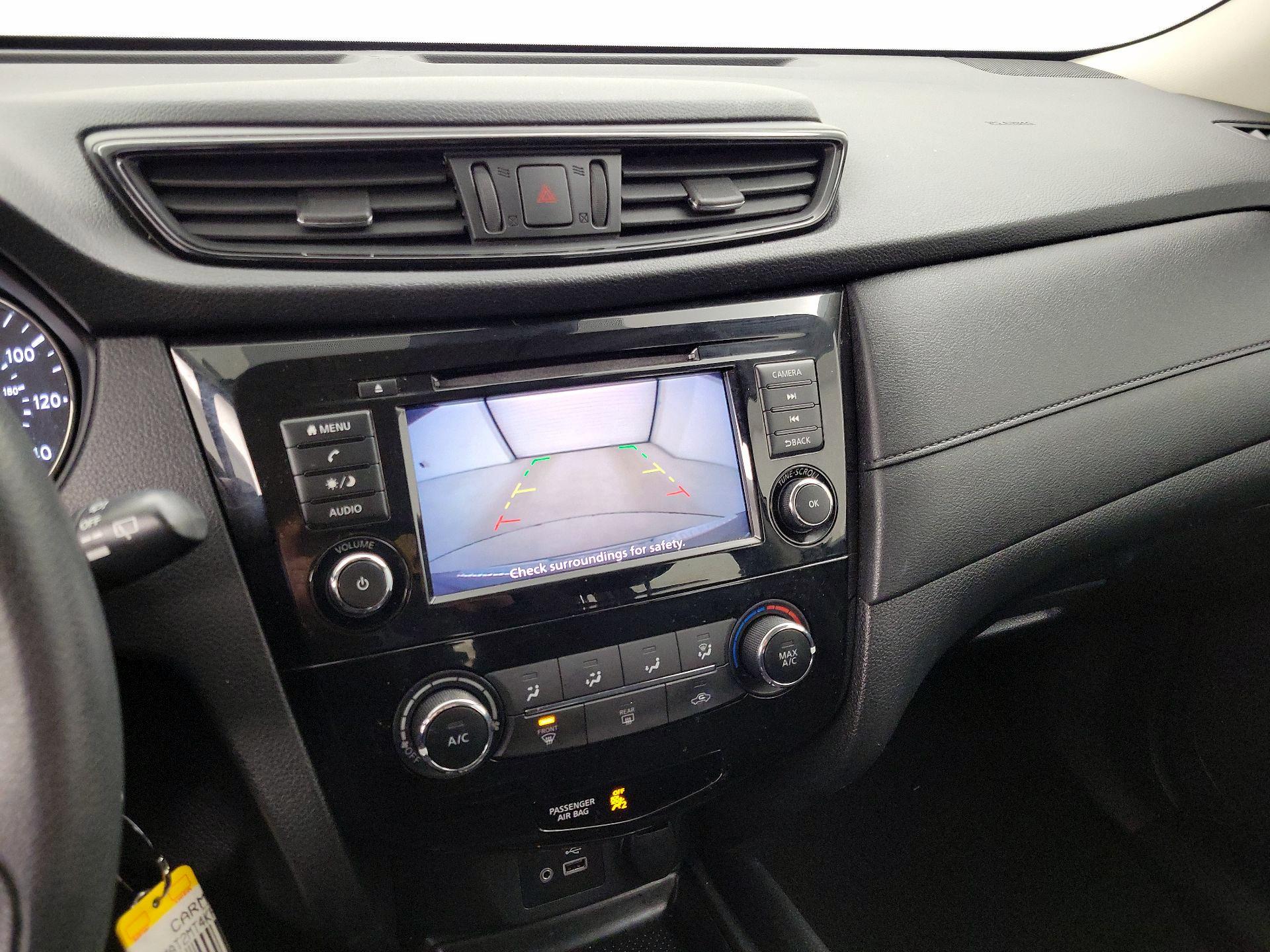 Thumbnail: 2019 Nissan Rogue - 14