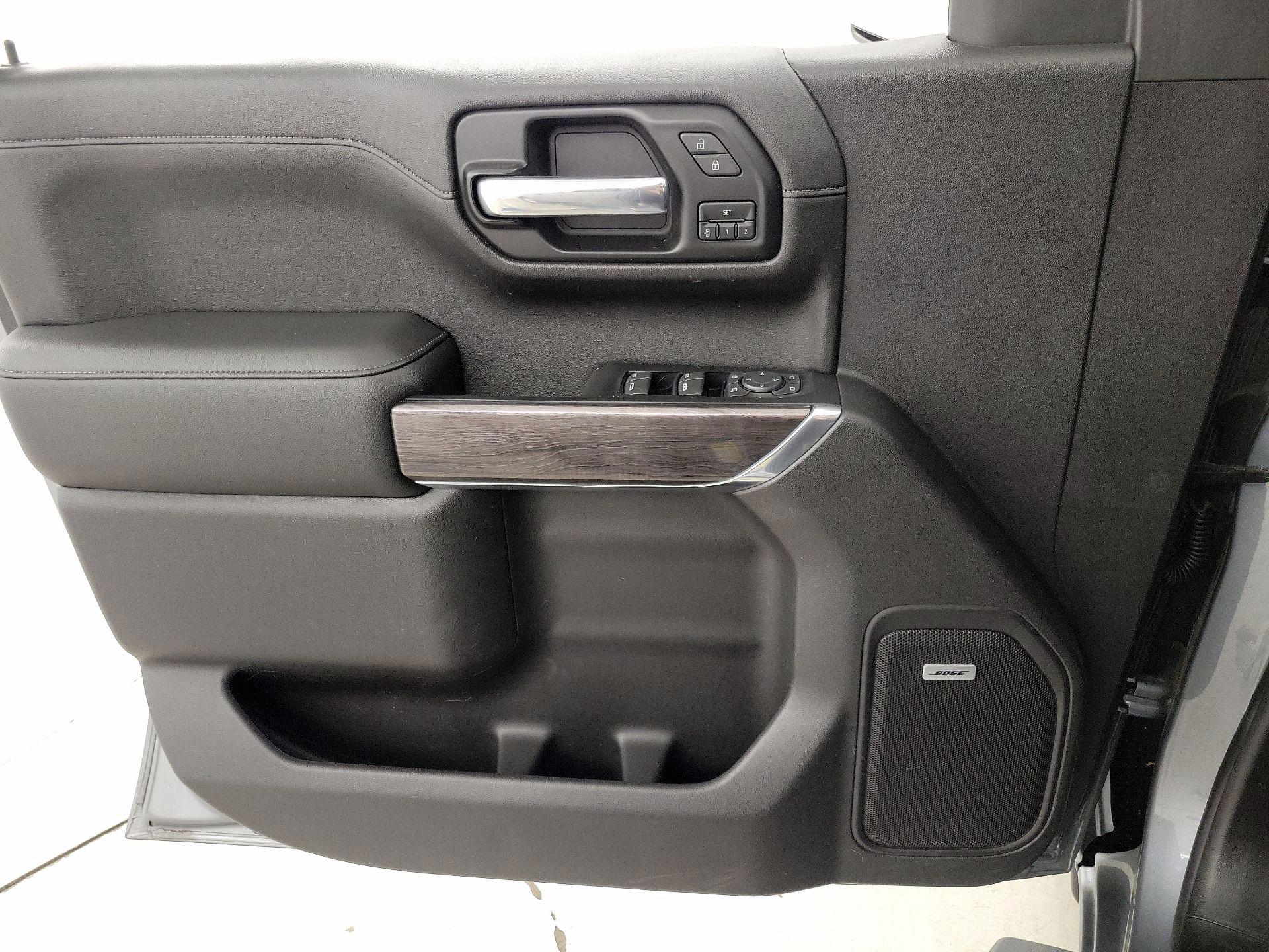 Thumbnail: 2019 Chevrolet Silverado 1500 - 12