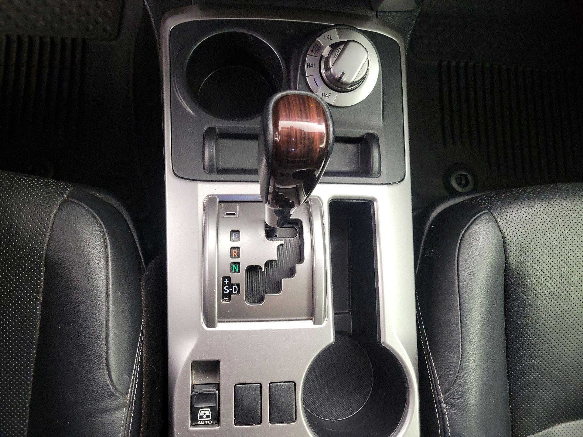 Thumbnail: 2018 Toyota 4Runner - 18