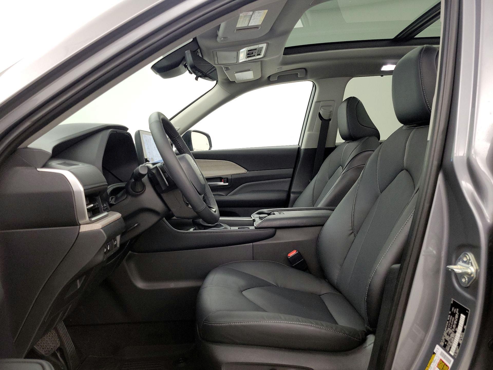 Thumbnail: 2025 Toyota Grand Highlander - 11