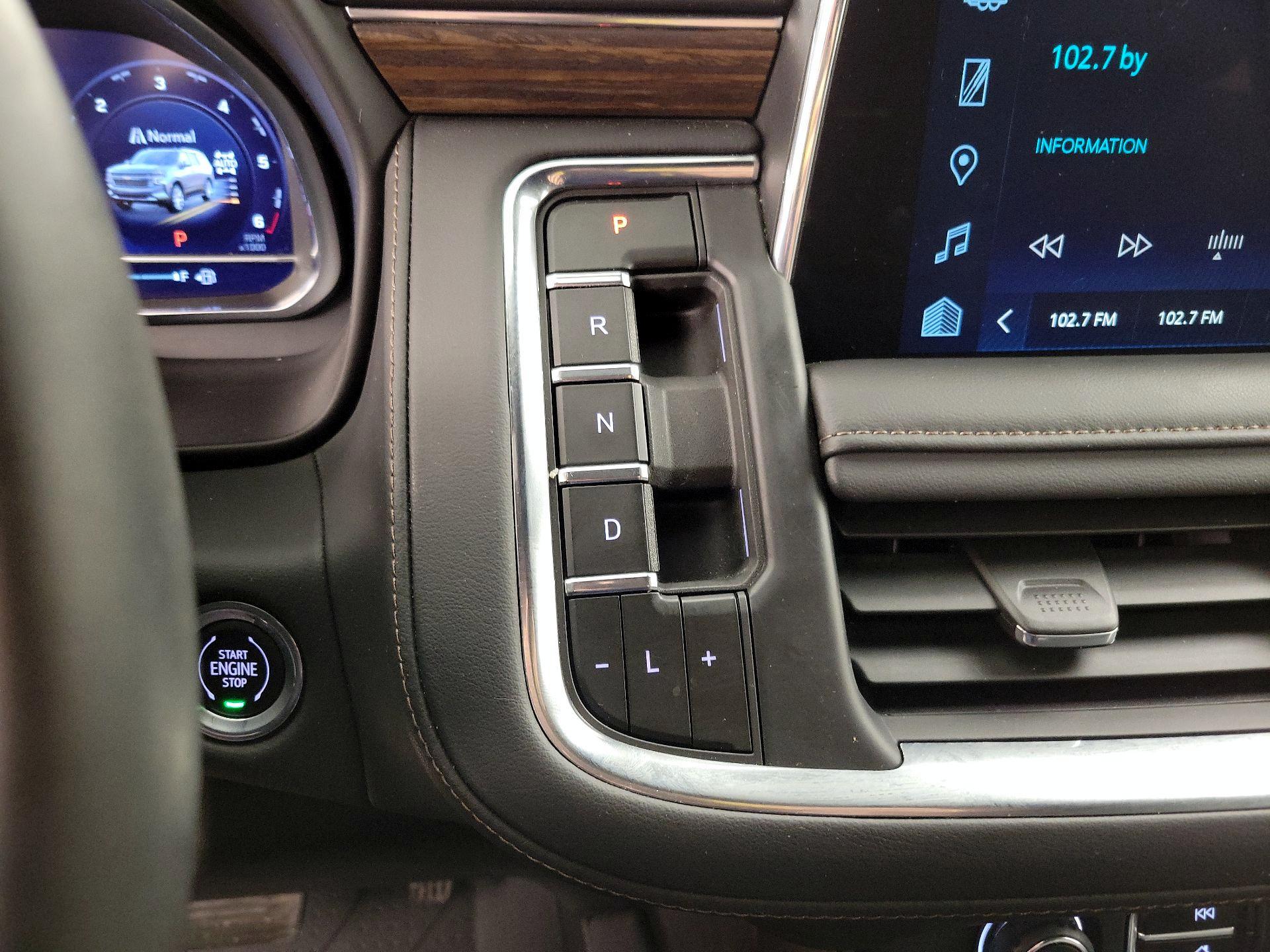 Thumbnail: 2023 Chevrolet Tahoe - 17