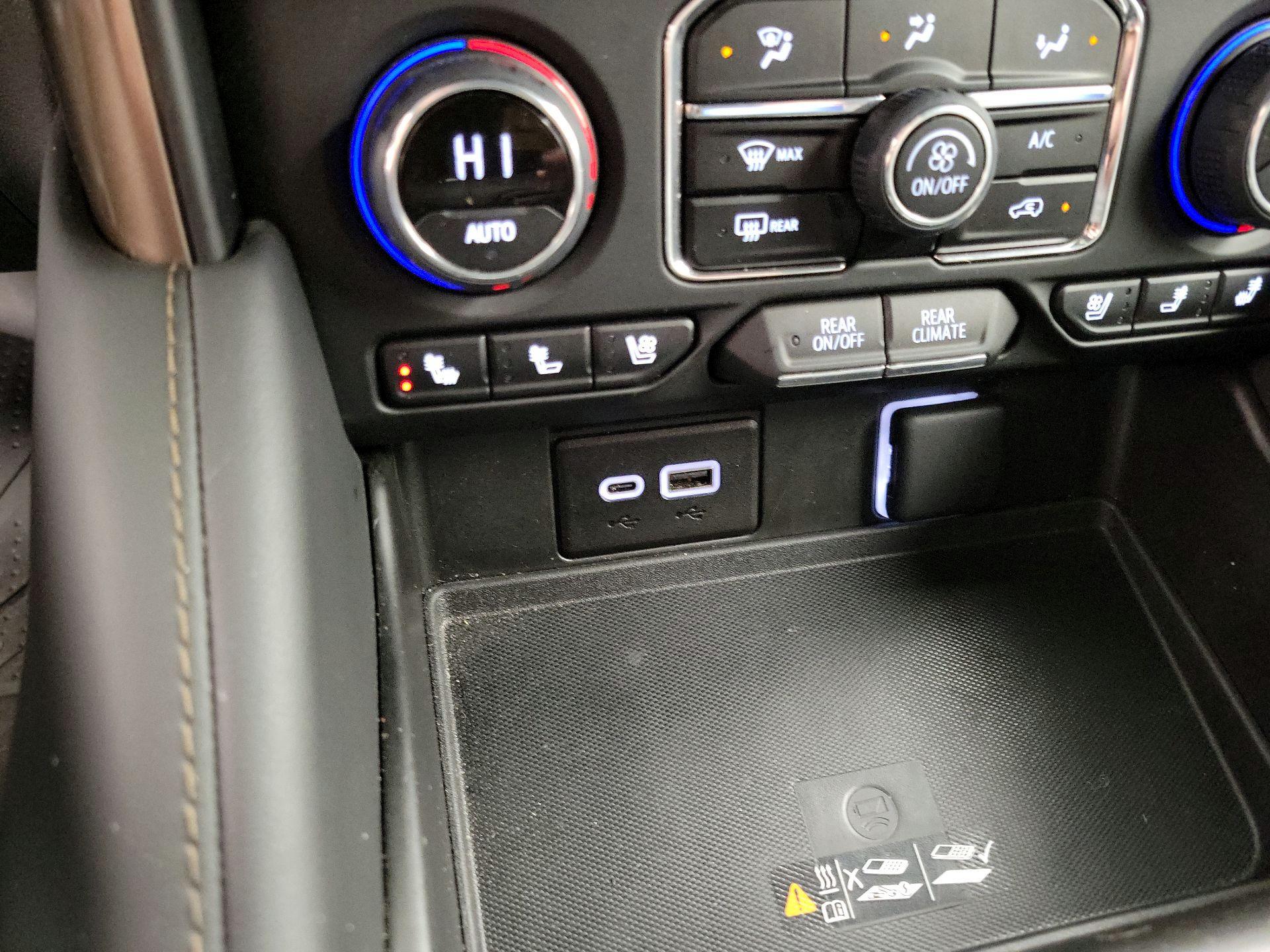 Thumbnail: 2023 Chevrolet Tahoe - 18