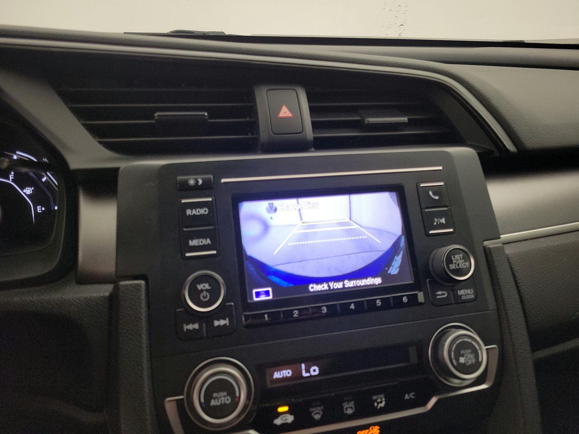 Thumbnail: 2016 Honda Civic - 14