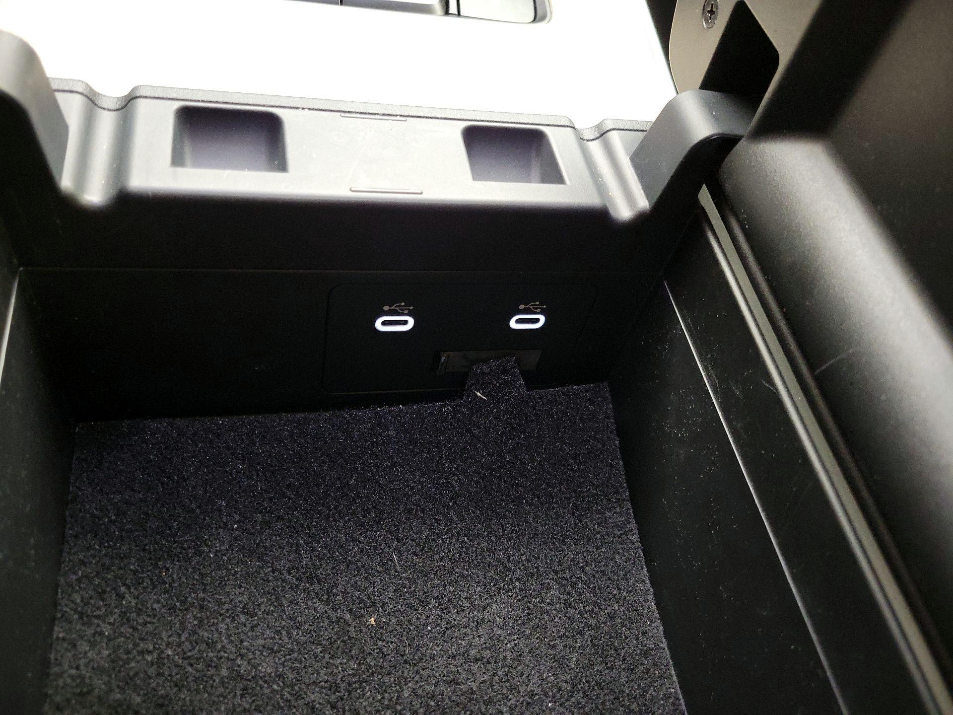 Thumbnail: 2025 Mazda CX-90 - 18