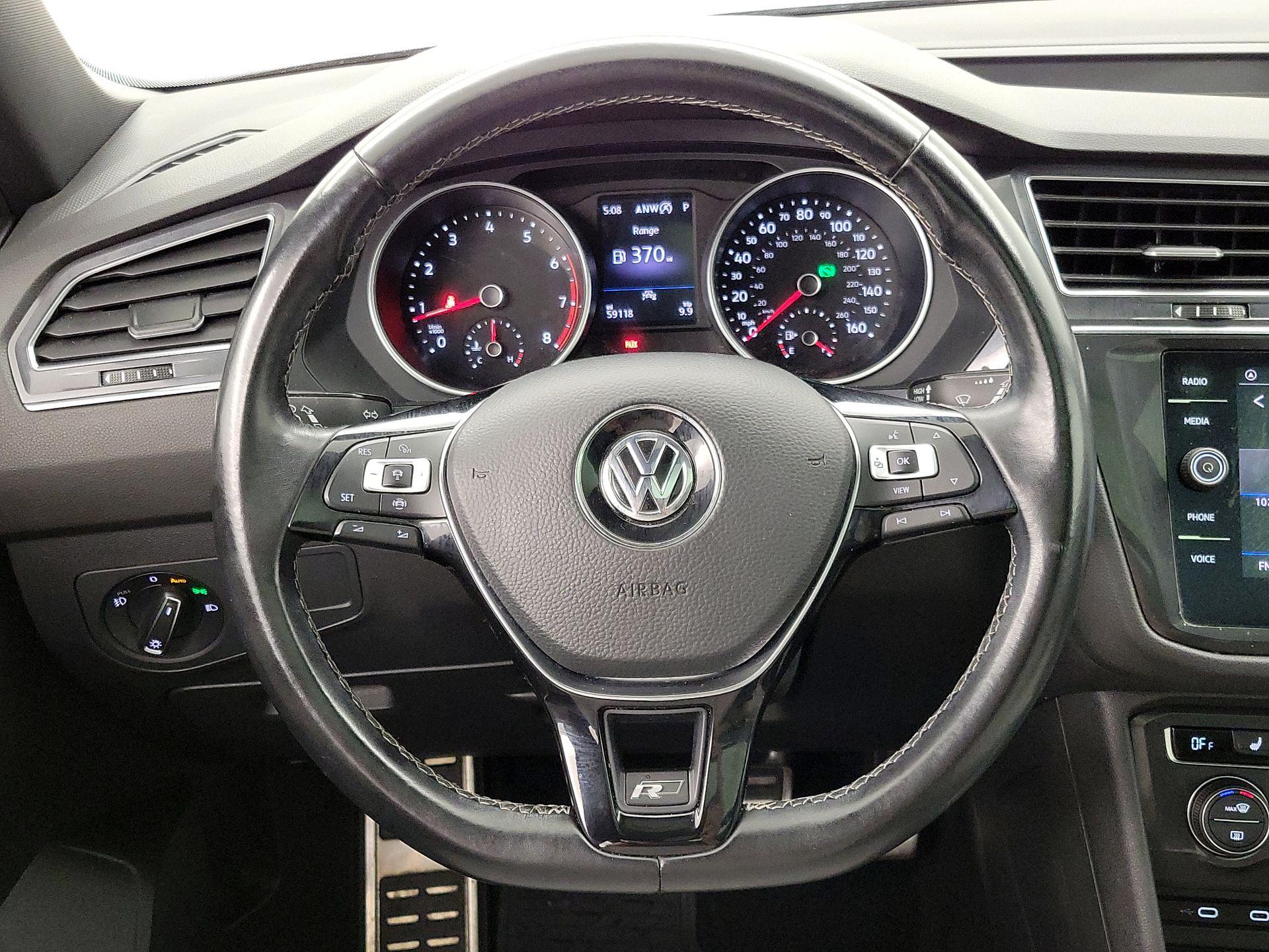 Thumbnail: 2021 Volkswagen Tiguan - 10