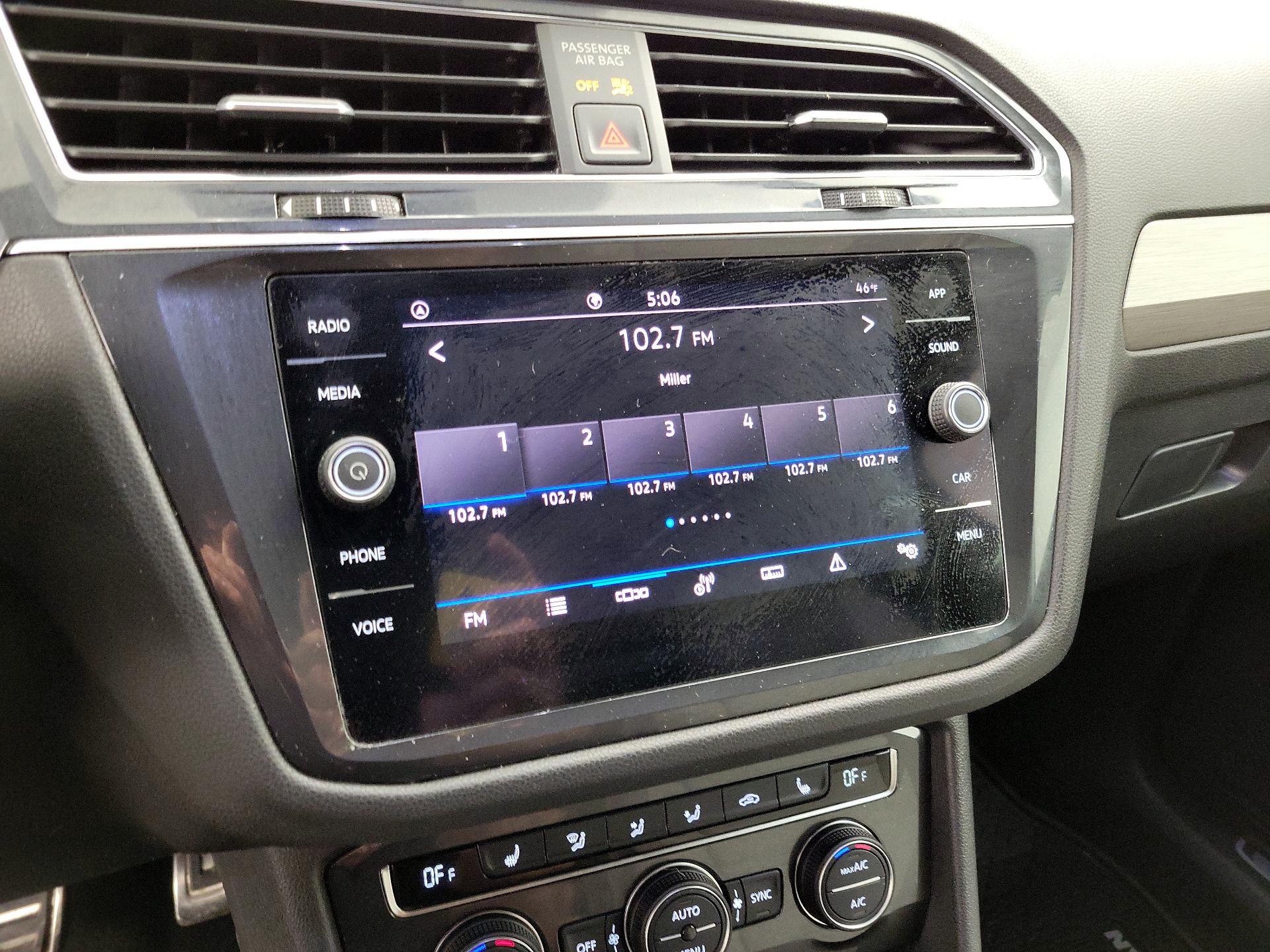 Thumbnail: 2021 Volkswagen Tiguan - 15