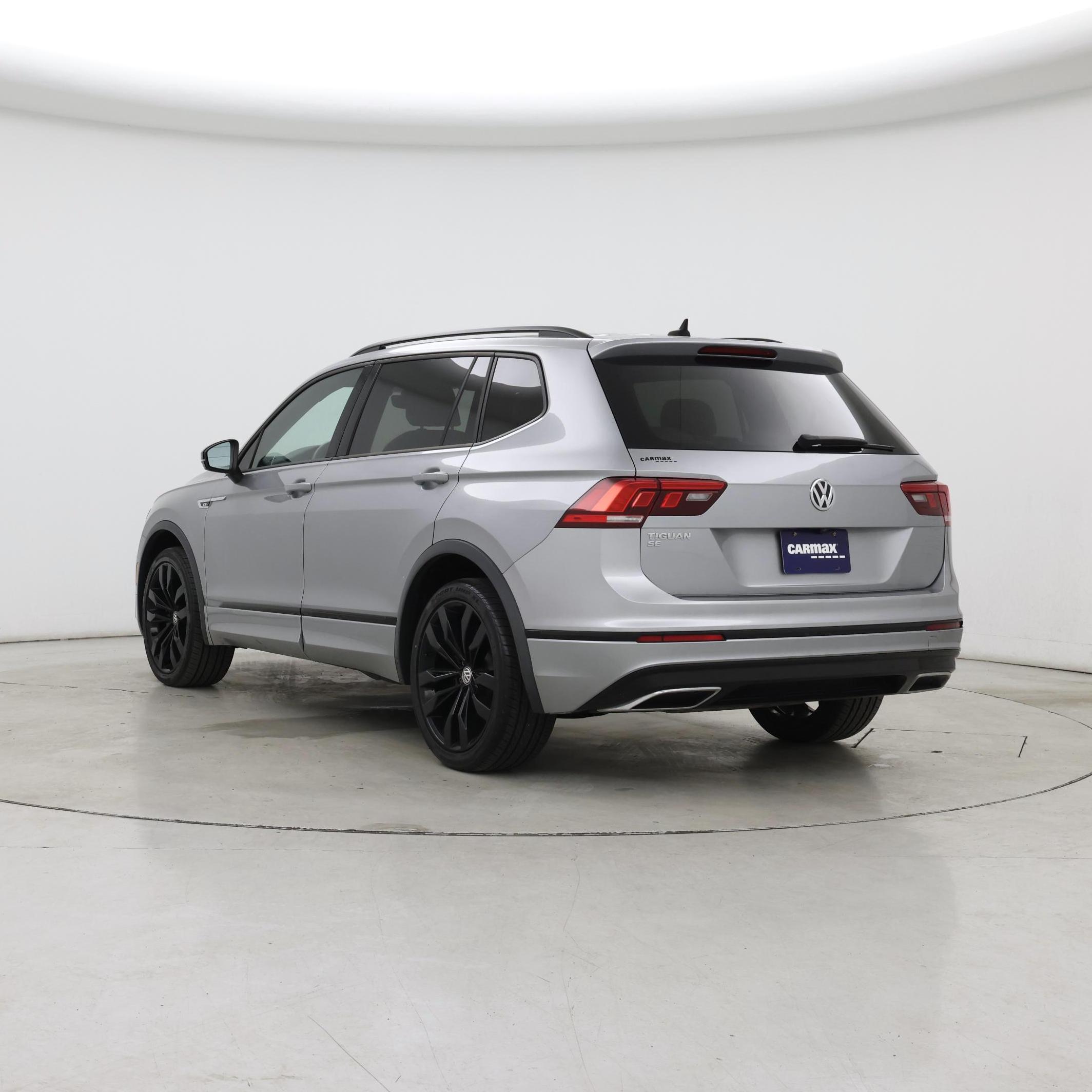 Thumbnail: 2021 Volkswagen Tiguan - 2